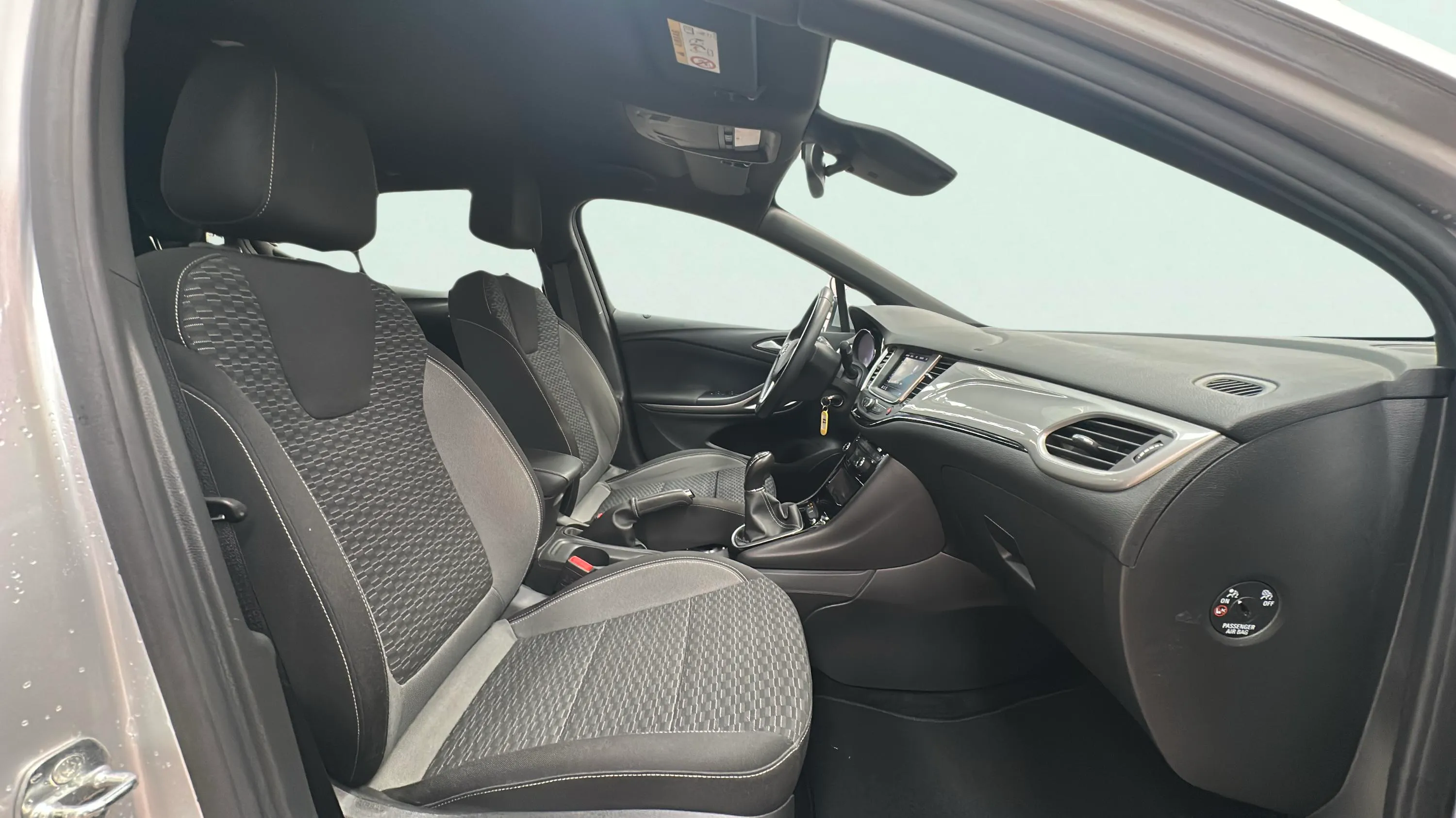 Opel Astra 1.2T SHL 2020 - foto 19