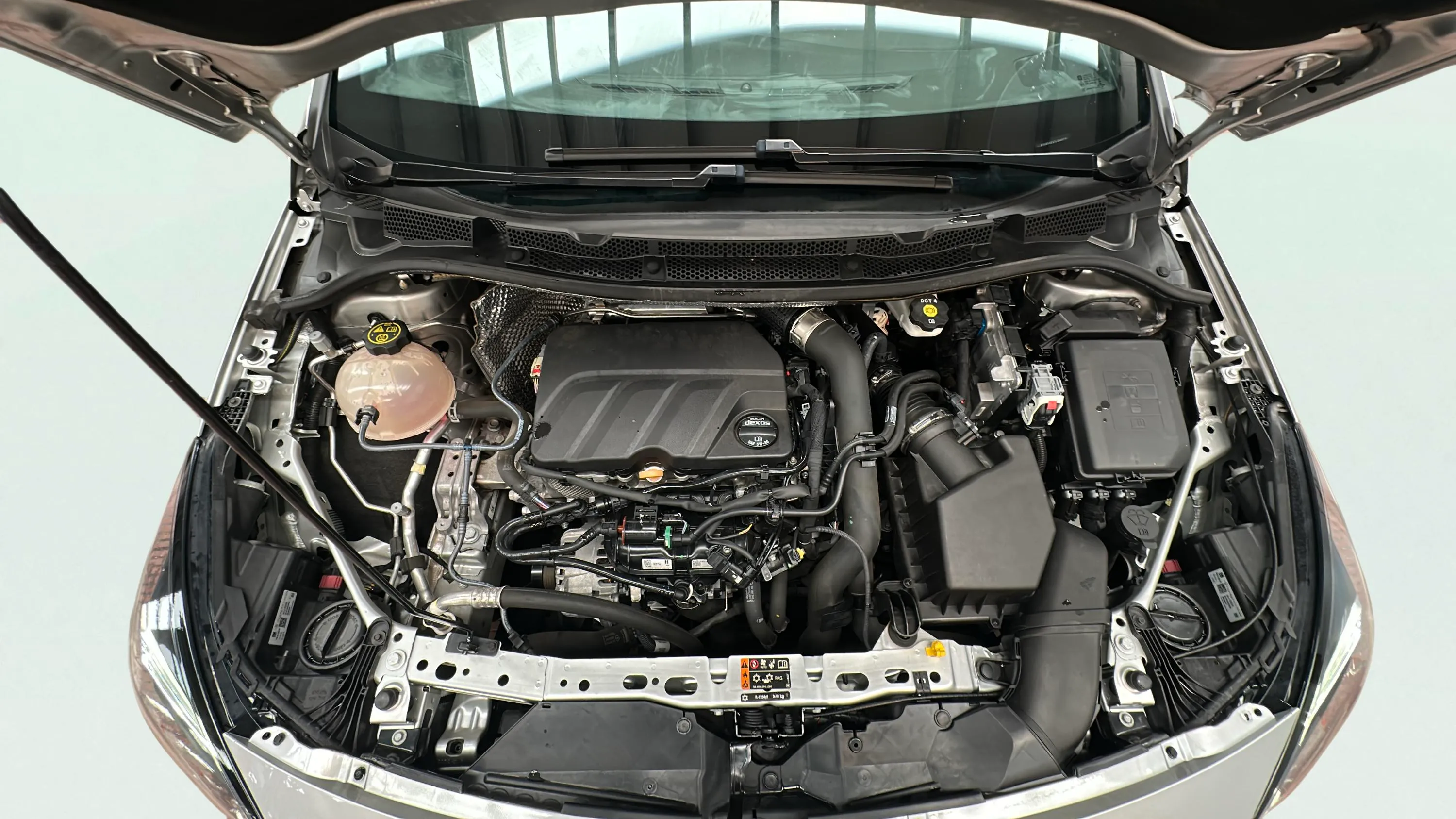 Opel Astra 1.2T SHL 2020 - foto 24