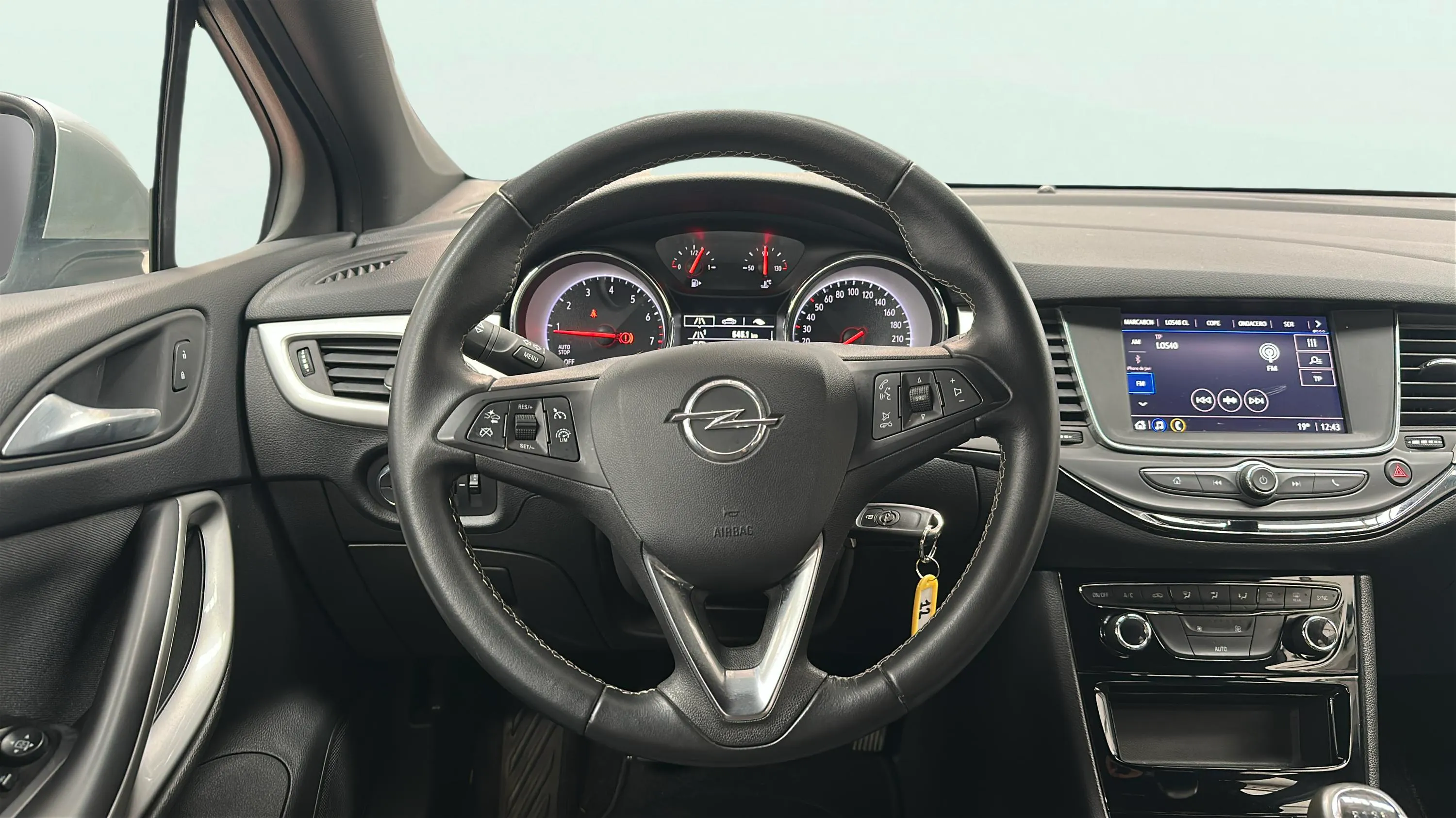 Opel Astra 1.2T SHL 2020 - foto 11