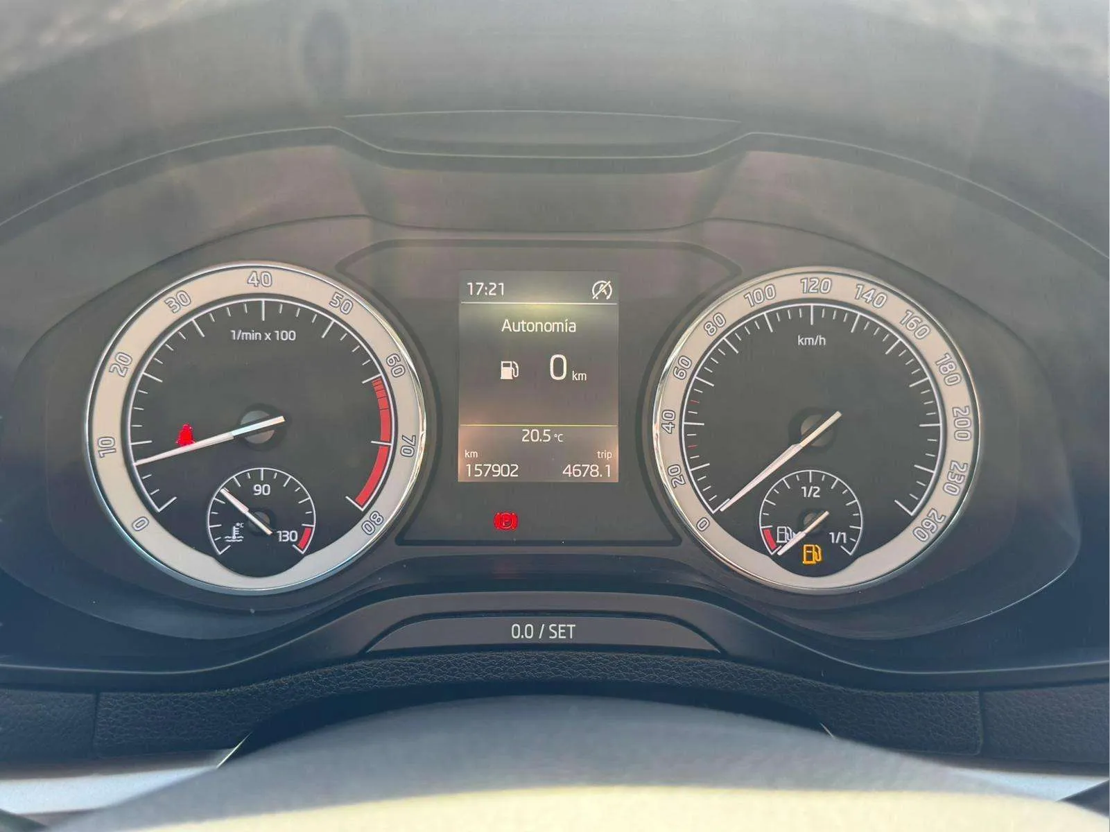 Škoda Karoq 1.5 TSI ACT Style - foto 17