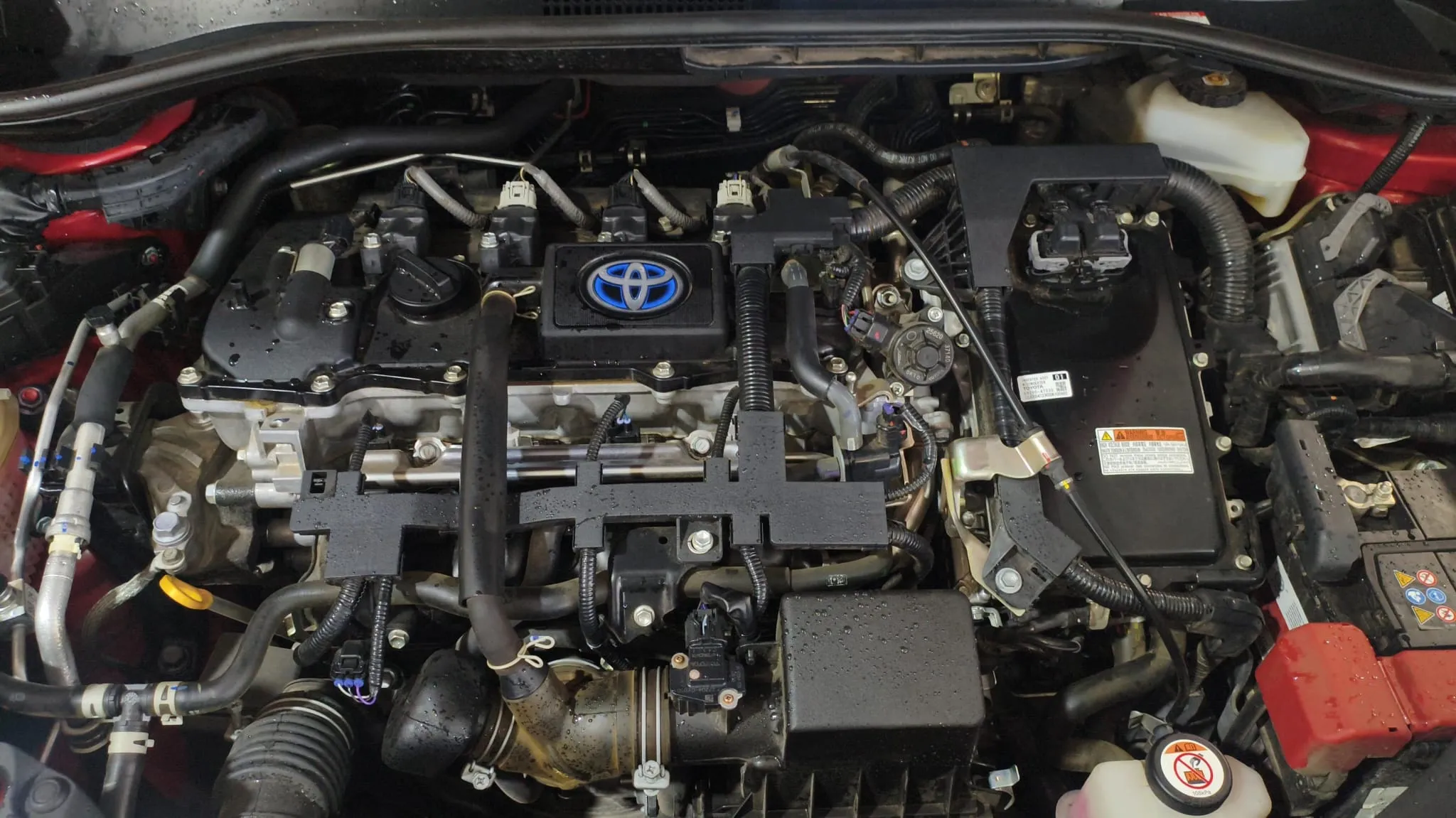 Toyota C-HR 1.8 125H Active - foto 19