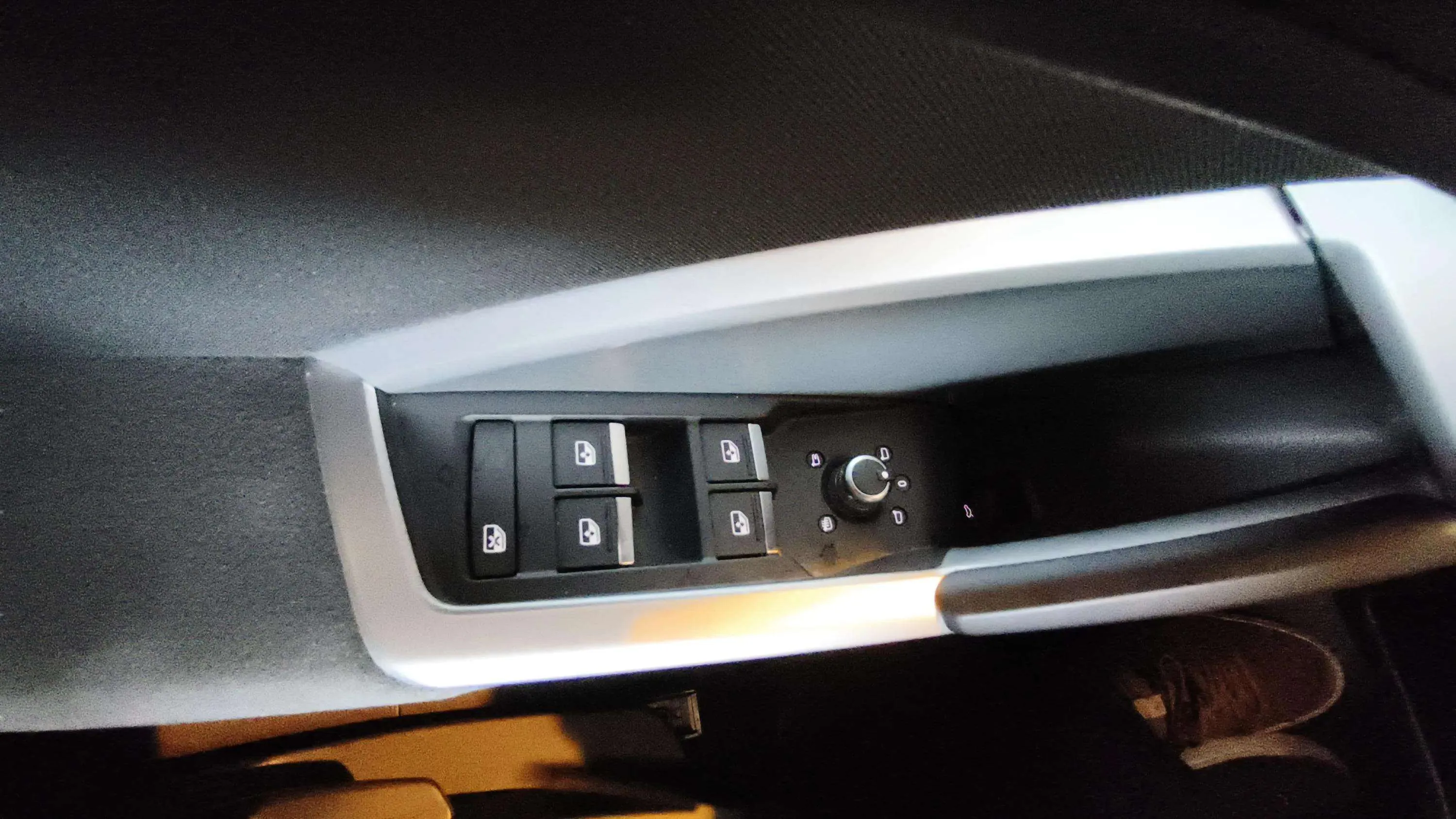 Audi Q3 35 TFSI - foto 17