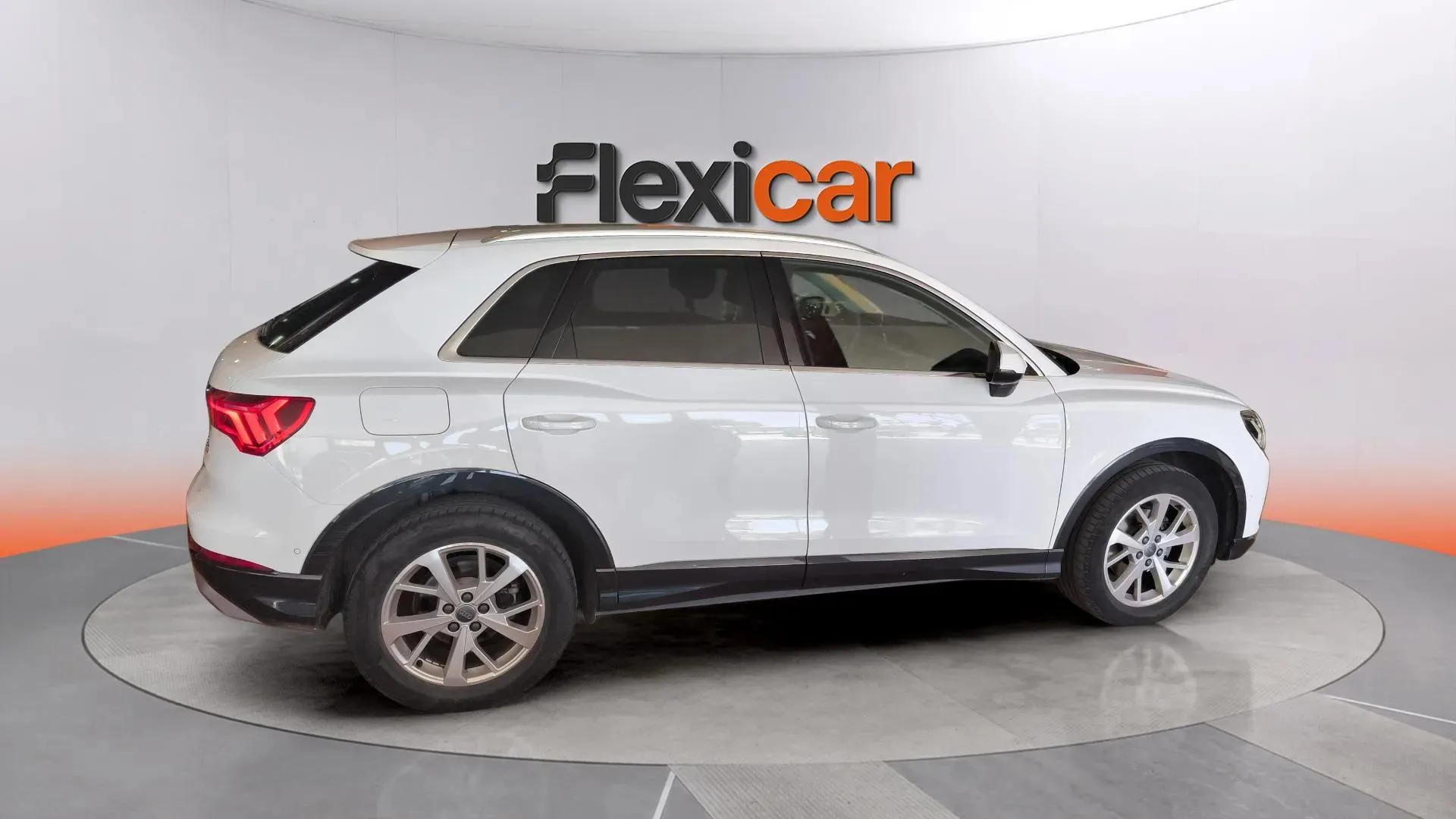 Audi Q3 35 TFSI - foto 7