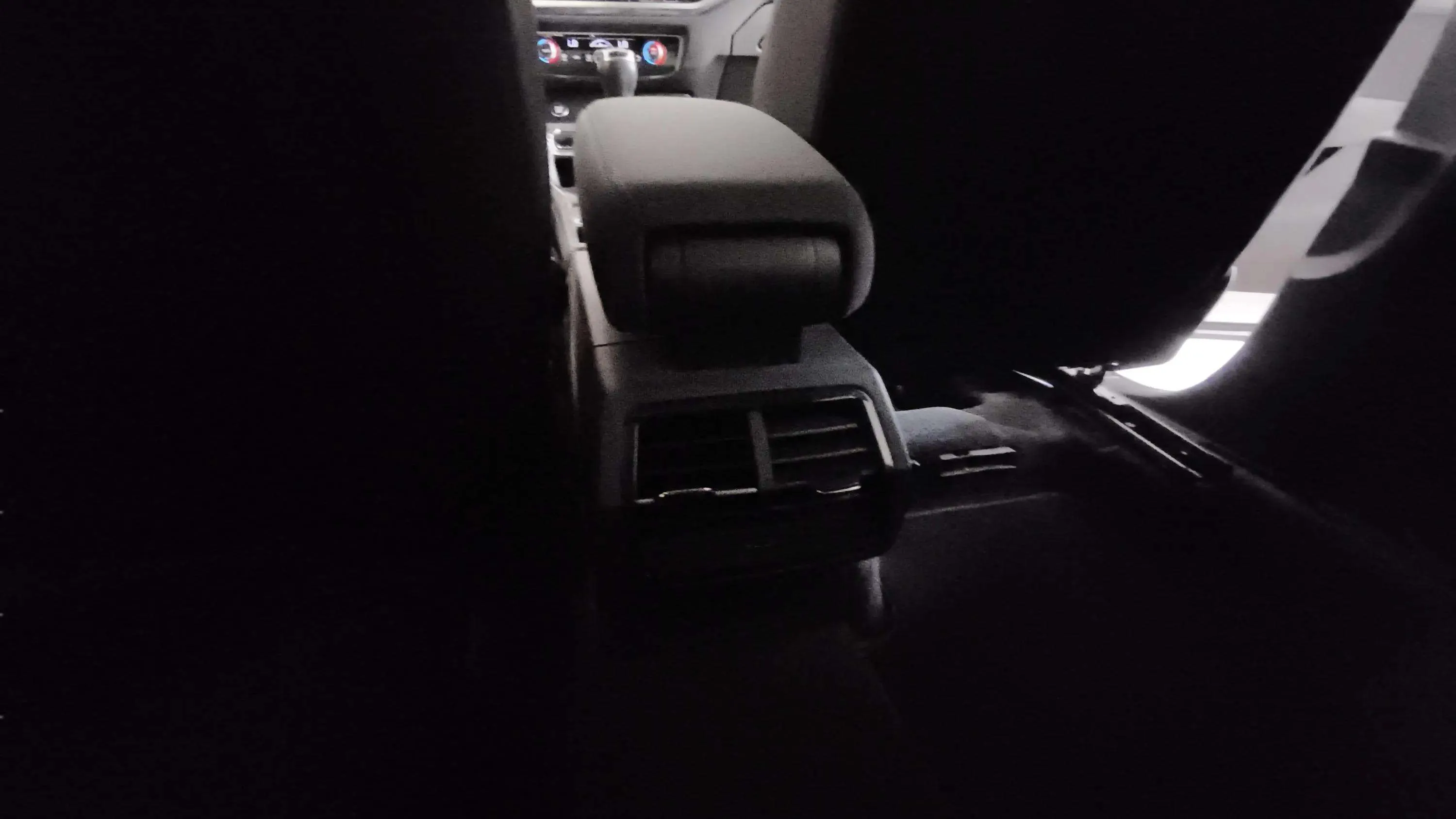 Audi Q3 35 TFSI - foto 13