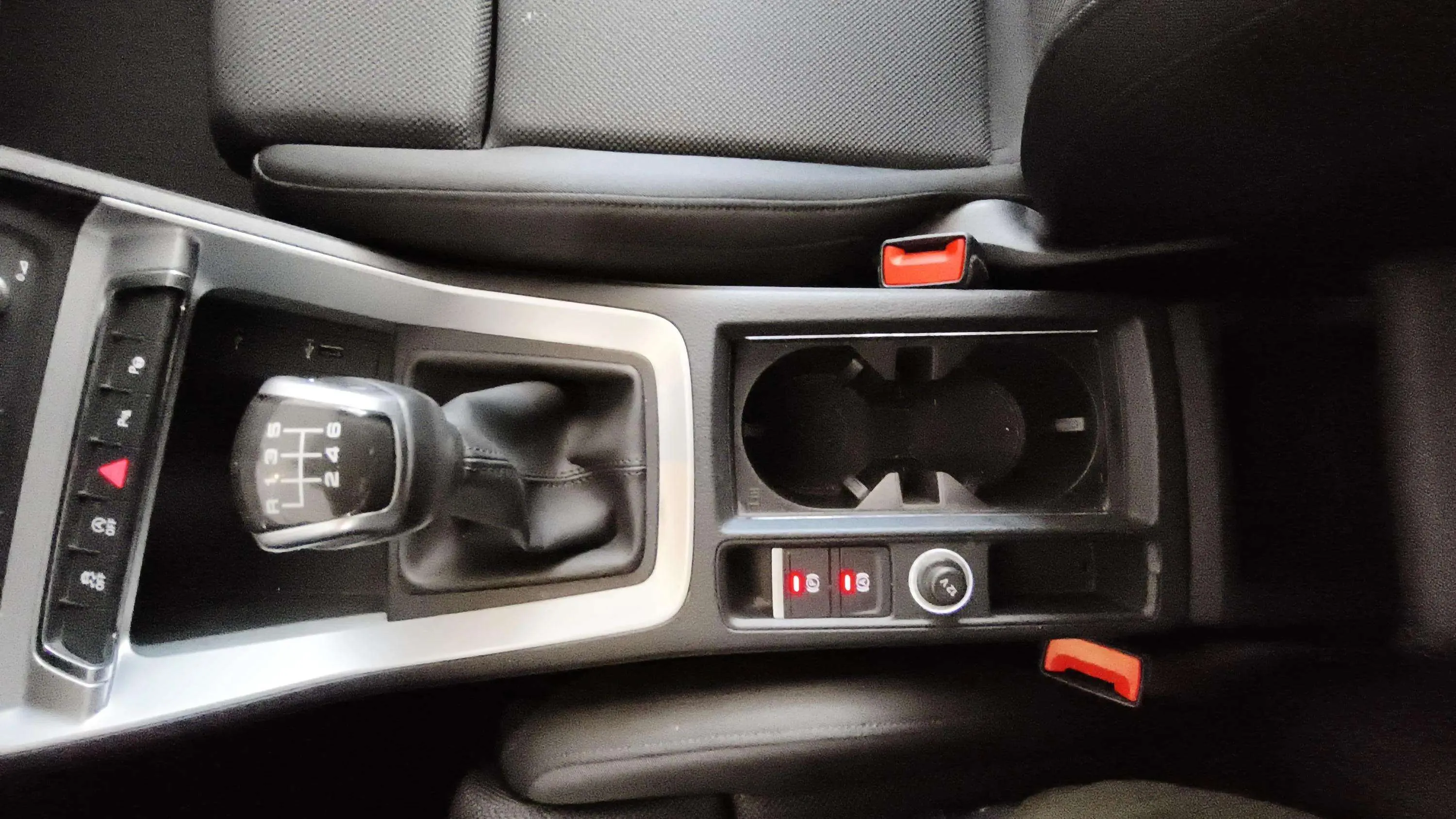 Audi Q3 35 TFSI - foto 25