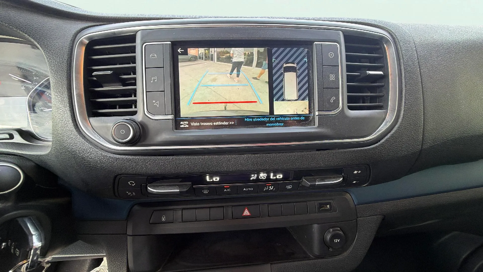Peugeot Traveller Active BlueHDi Standard - foto 22