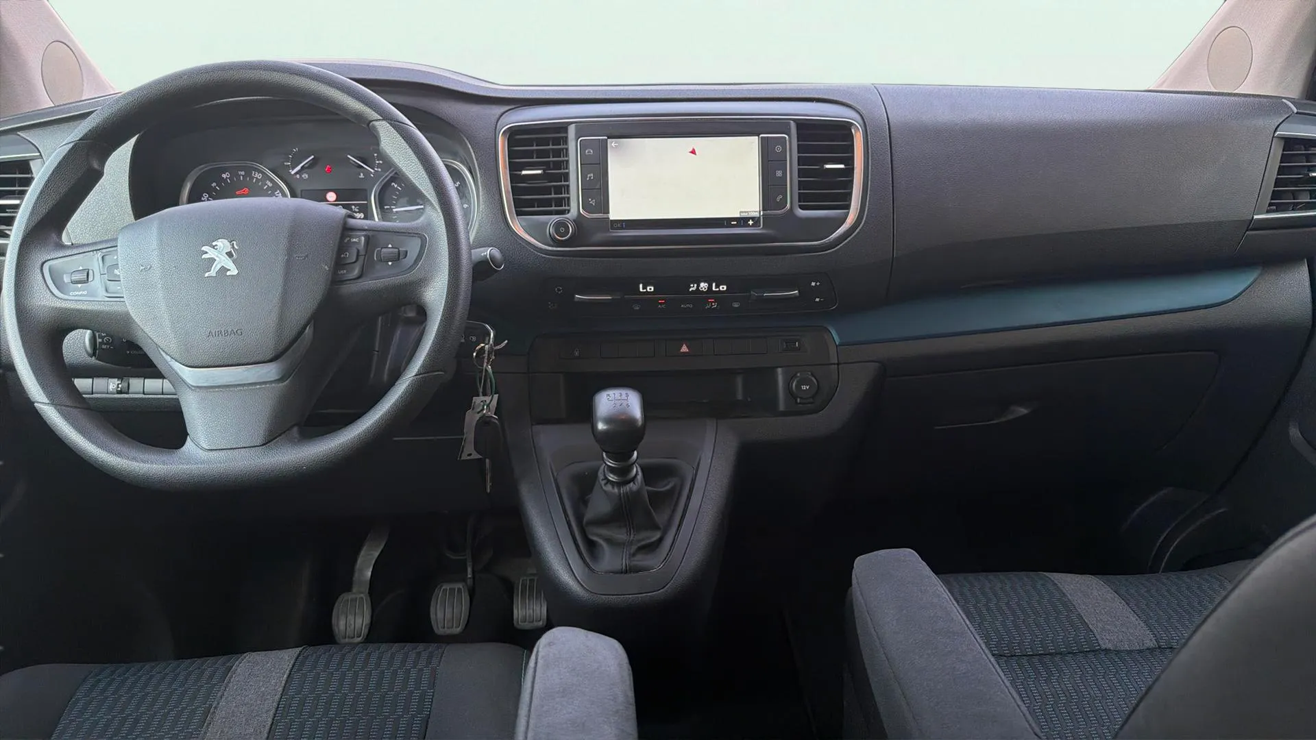Peugeot Traveller Active BlueHDi Standard - foto 11