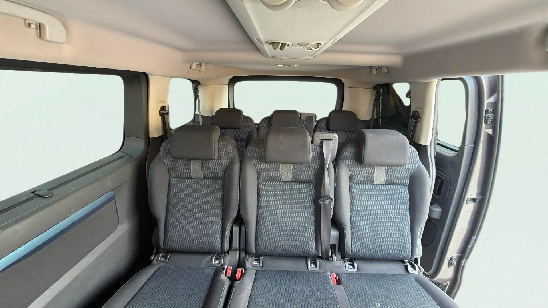 Peugeot Traveller Active BlueHDi Standard - foto 9