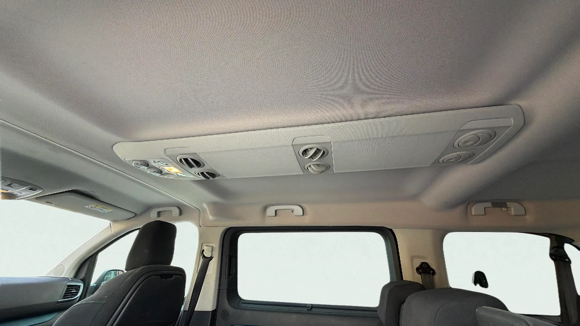 Peugeot Traveller Active BlueHDi Standard - foto 20