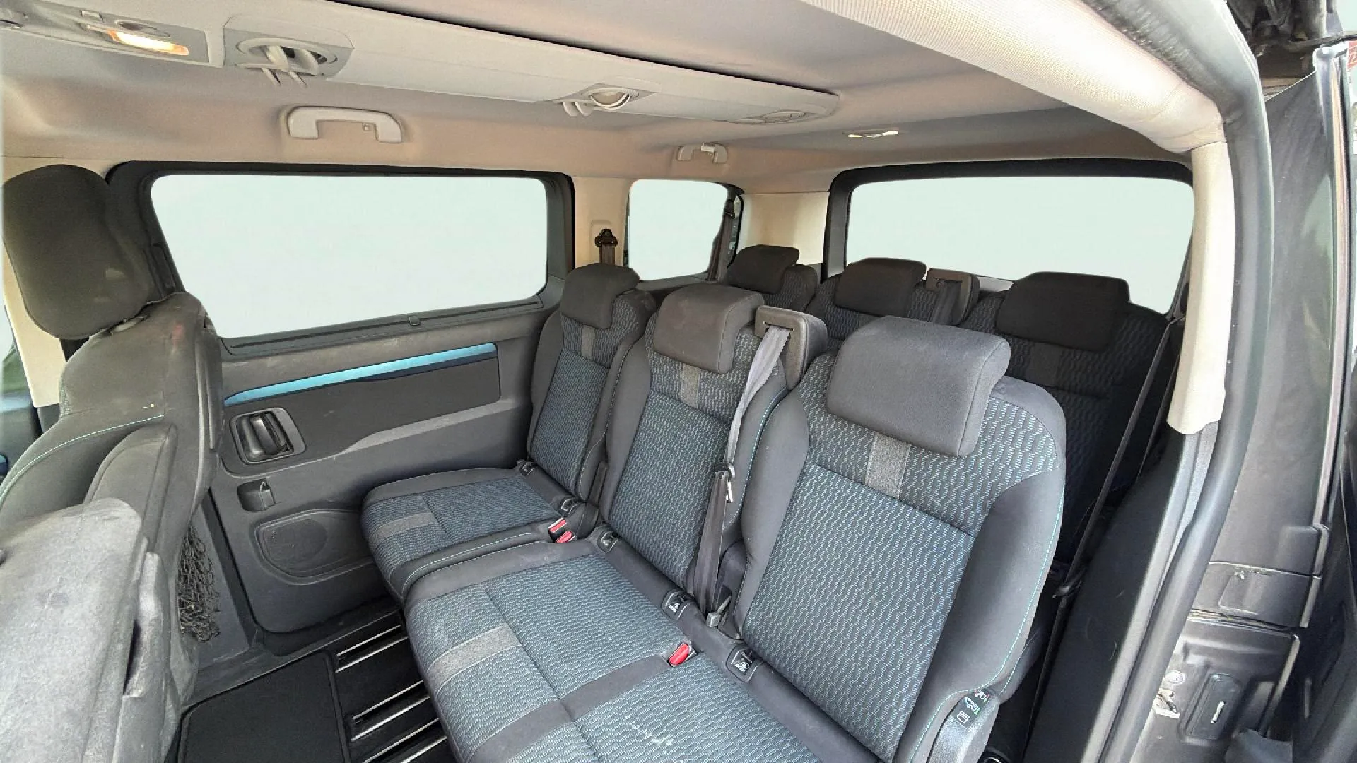 Peugeot Traveller Active BlueHDi Standard - foto 8