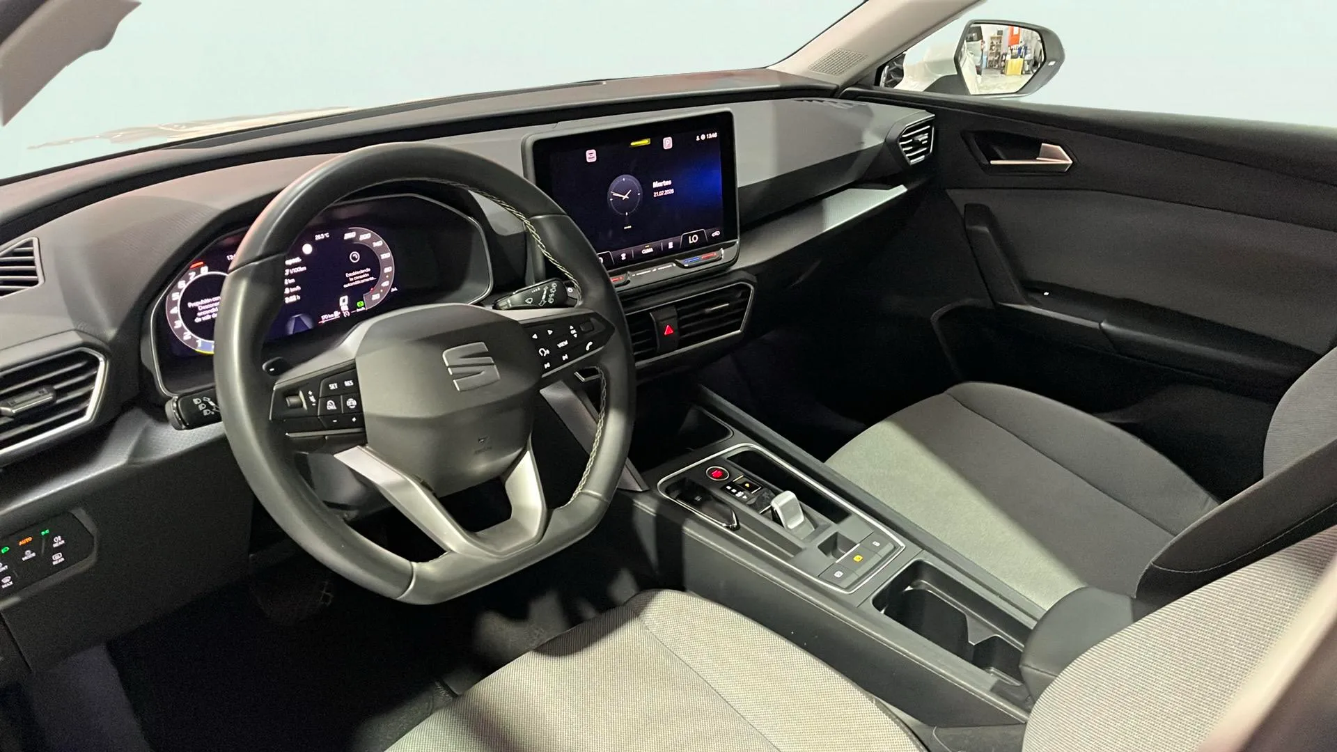 SEAT León SP 1.5 eTSI DSG Style 25 Aniv - foto 9