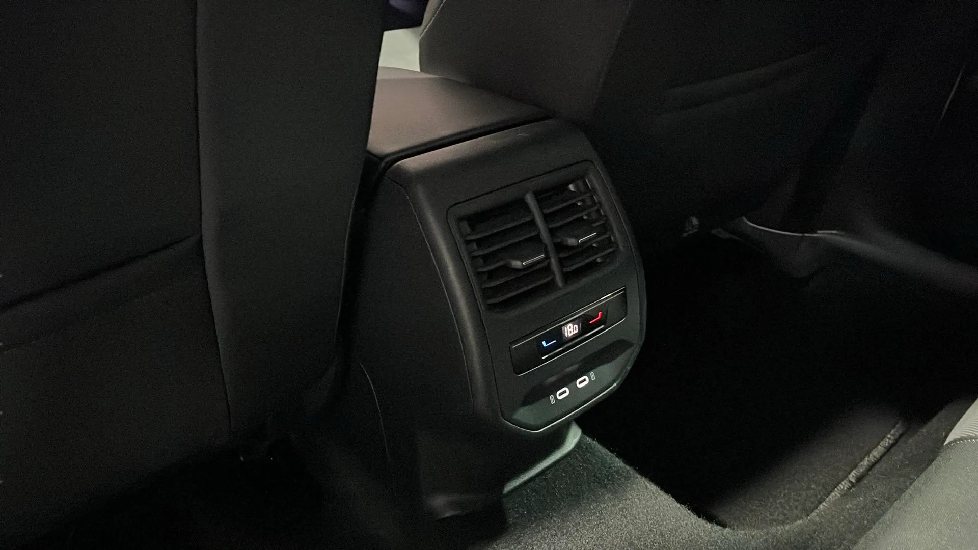 SEAT León SP 1.5 eTSI DSG Style 25 Aniv - foto 18