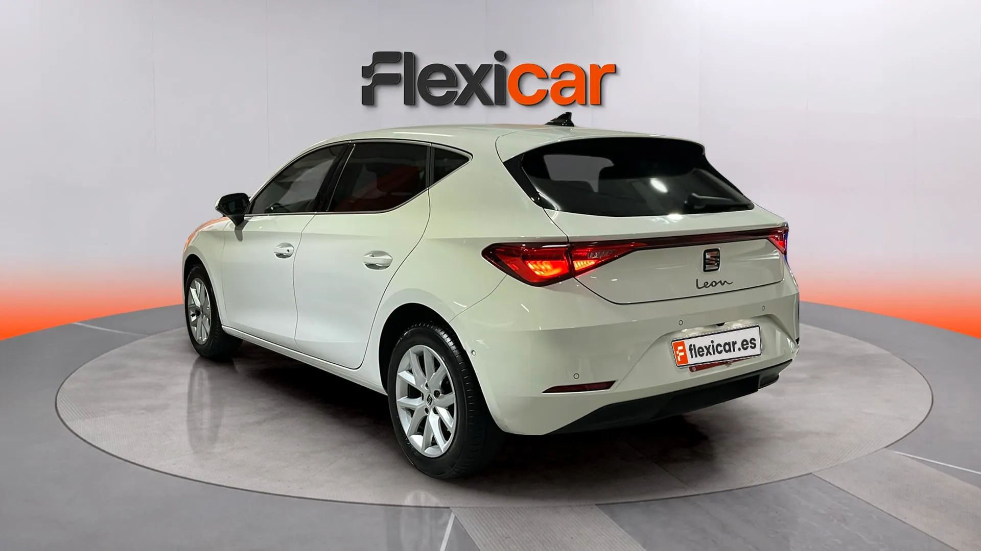 SEAT León SP 1.5 eTSI DSG Style 25 Aniv - foto 5