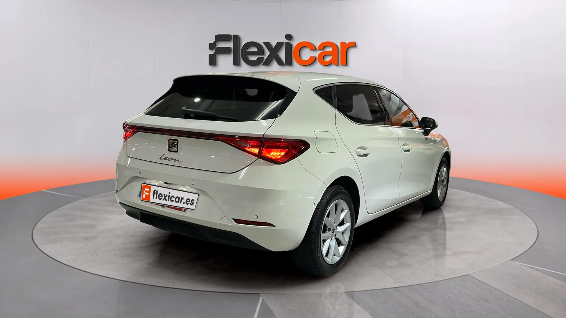 SEAT León SP 1.5 eTSI DSG Style 25 Aniv - foto 7