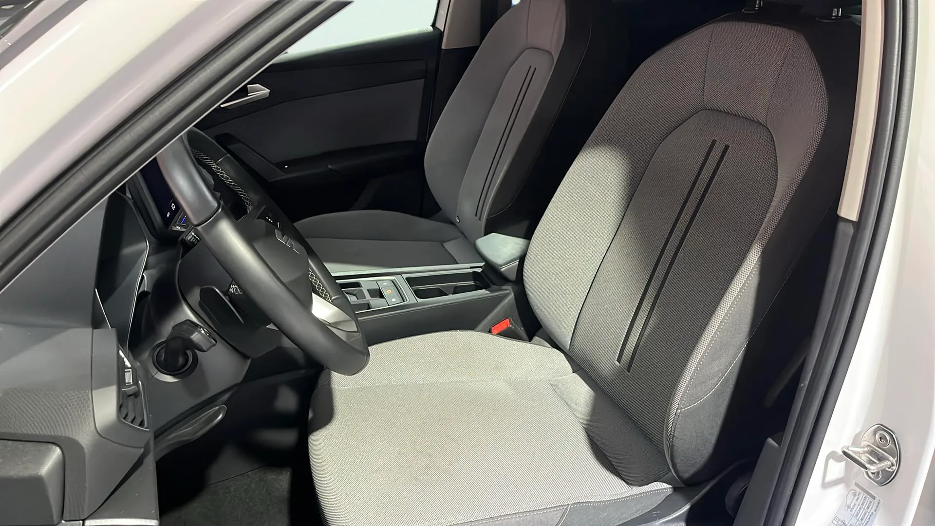 SEAT León SP 1.5 eTSI DSG Style 25 Aniv - foto 15