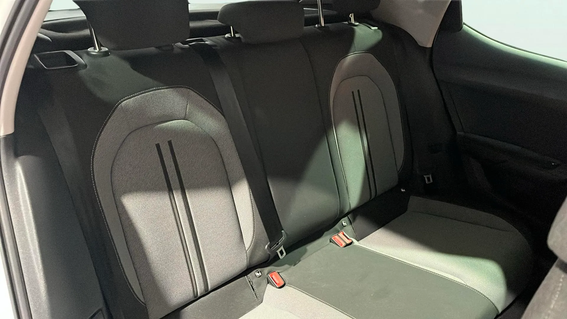 SEAT León SP 1.5 eTSI DSG Style 25 Aniv - foto 16