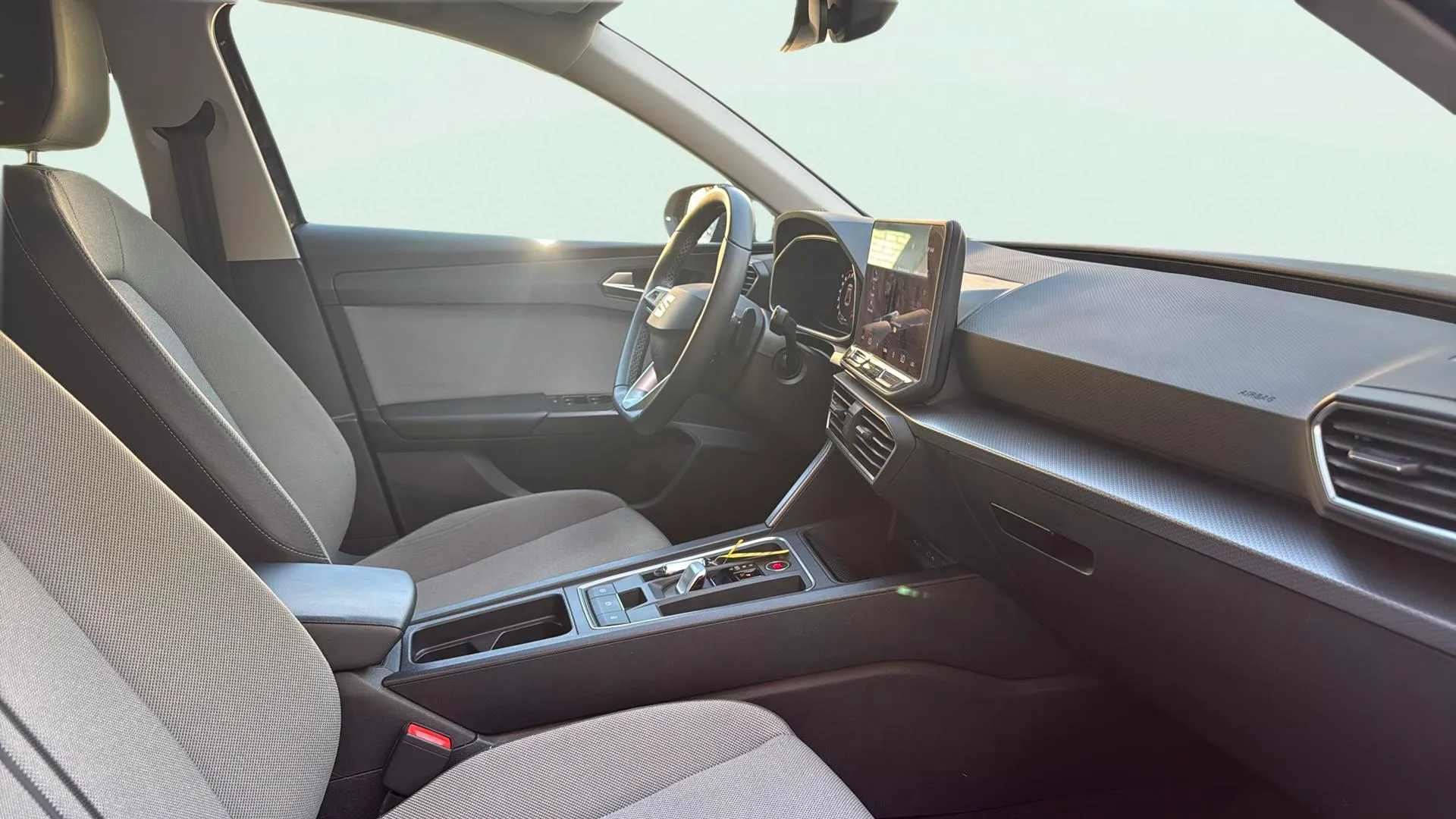 SEAT León 1.5 eTSI DSG Style 25 Aniversario - foto 10