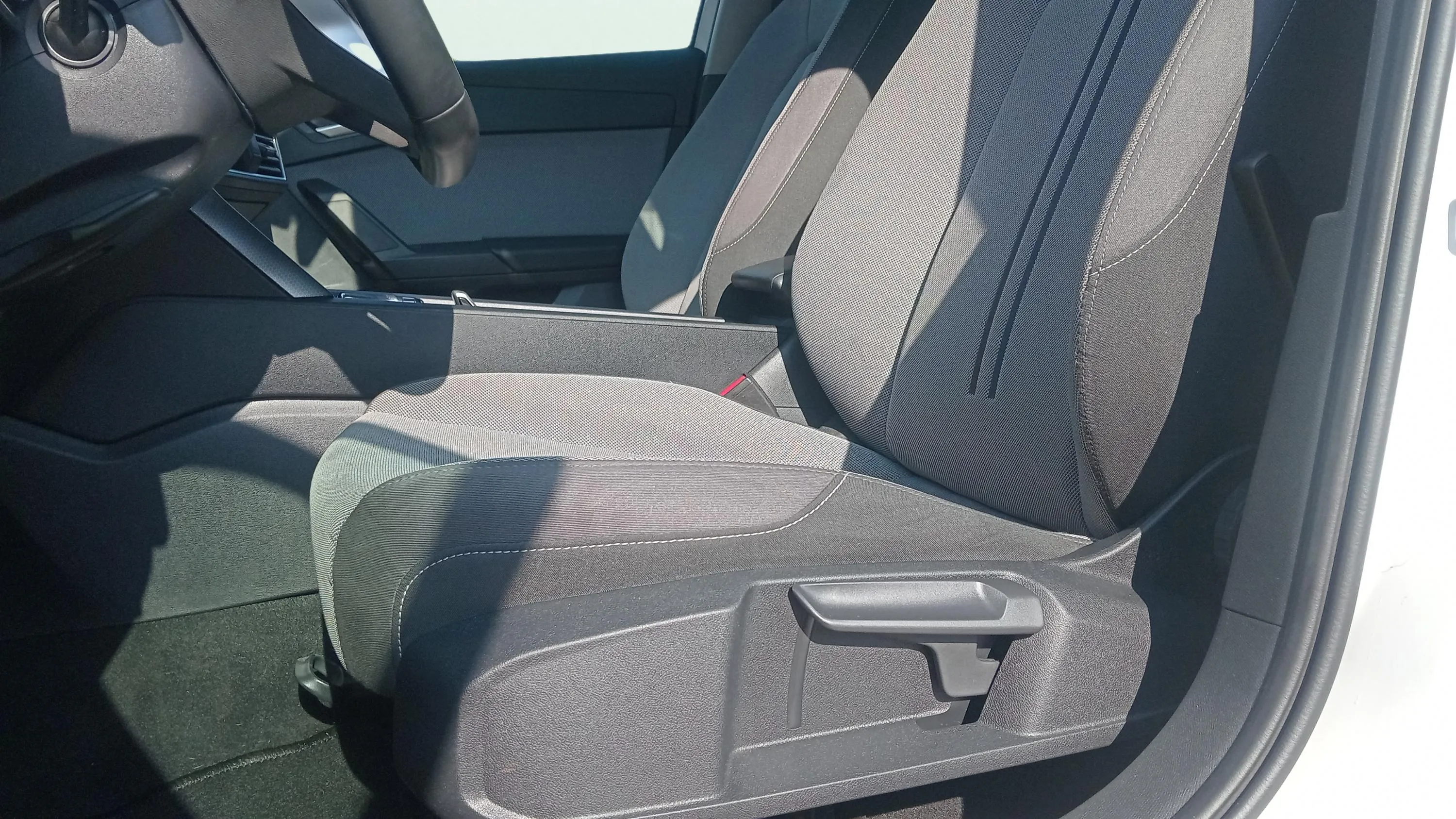 SEAT León SP 1.5 eTSI DSG Style 25 Aniv - foto 22