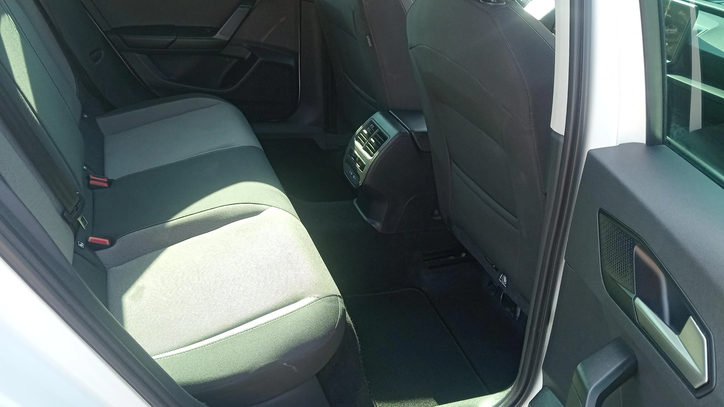 SEAT León SP 1.5 eTSI DSG Style 25 Aniv - foto 18