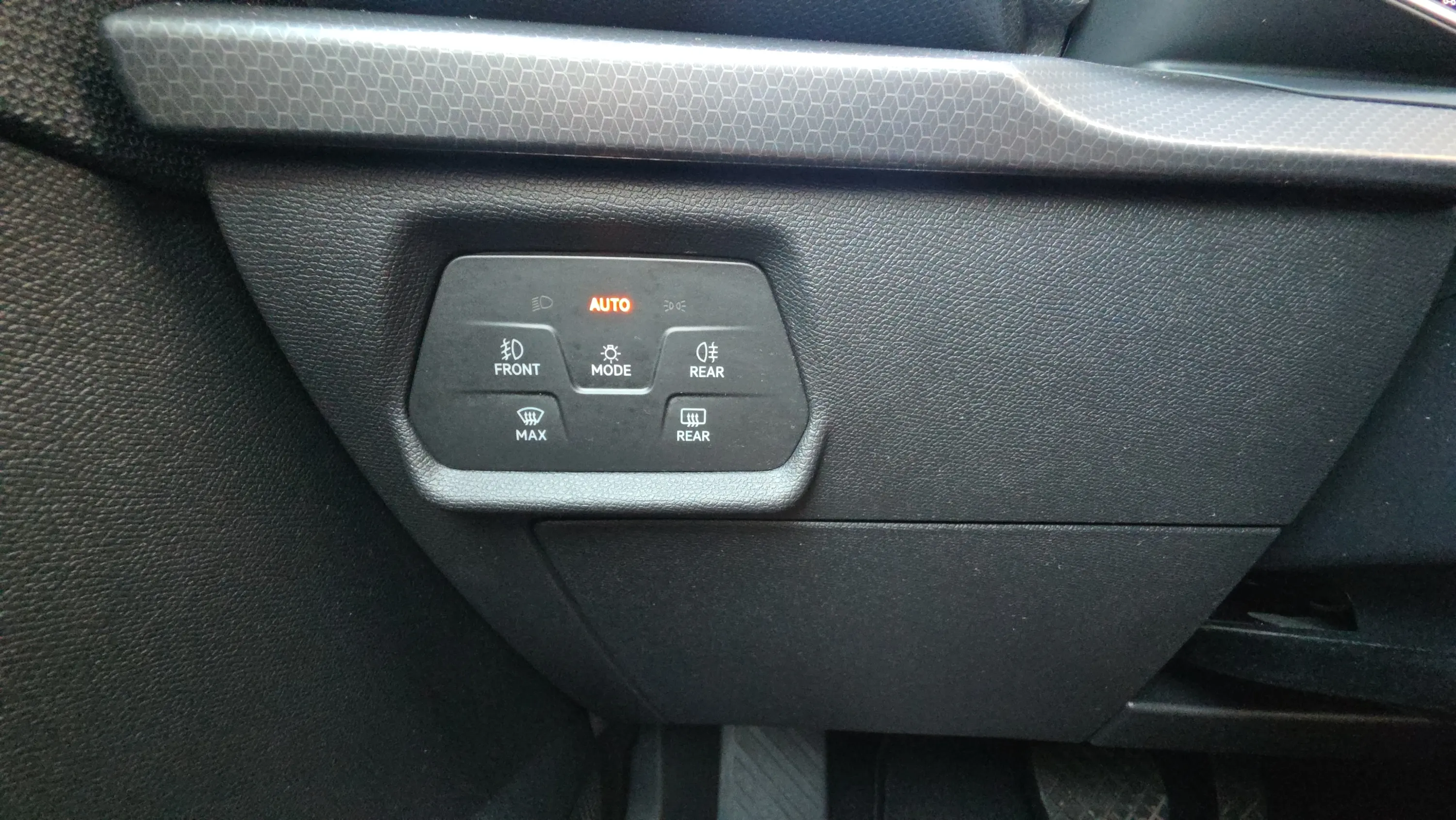 SEAT León SP 1.5 eTSI DSG Style 25 Aniv - foto 22