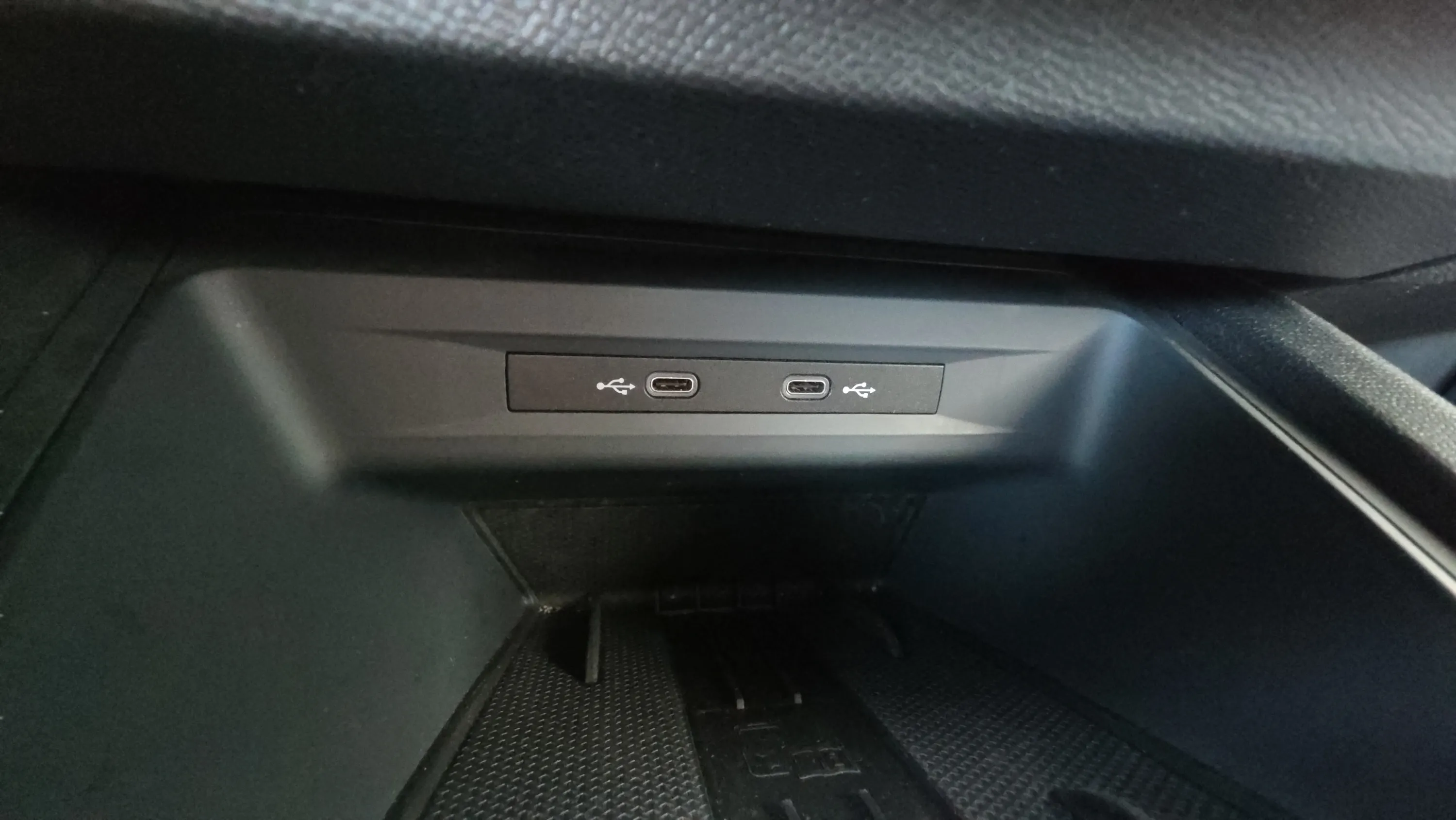 SEAT León SP 1.5 eTSI DSG Style 25 Aniv - foto 29