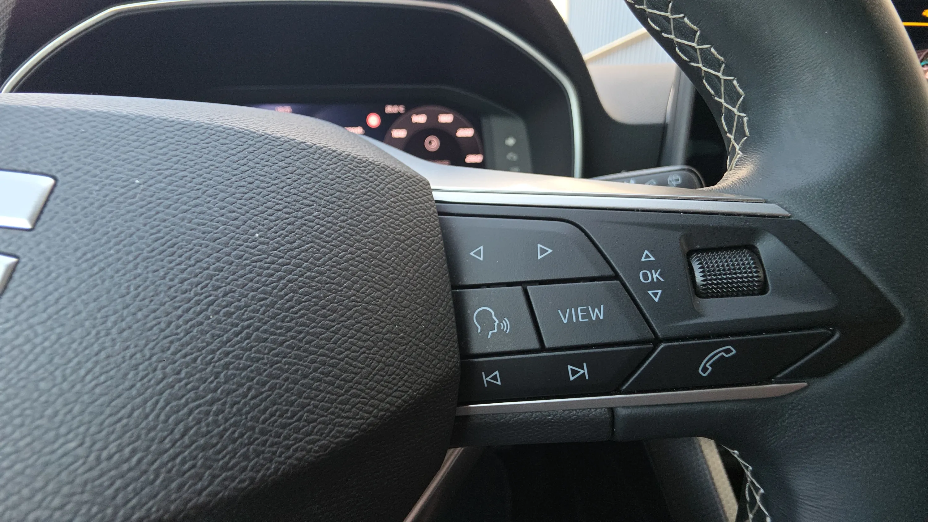 SEAT León SP 1.5 eTSI DSG Style 25 Aniv - foto 21