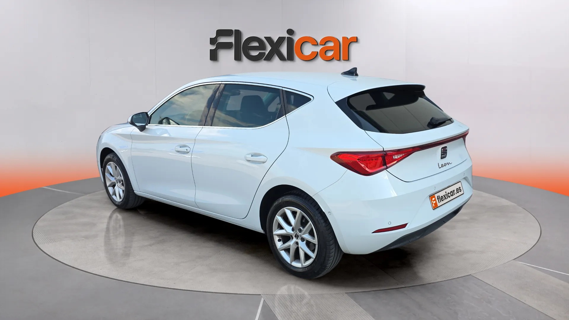 SEAT León SP 1.5 eTSI DSG Style 25 Aniv - foto 8