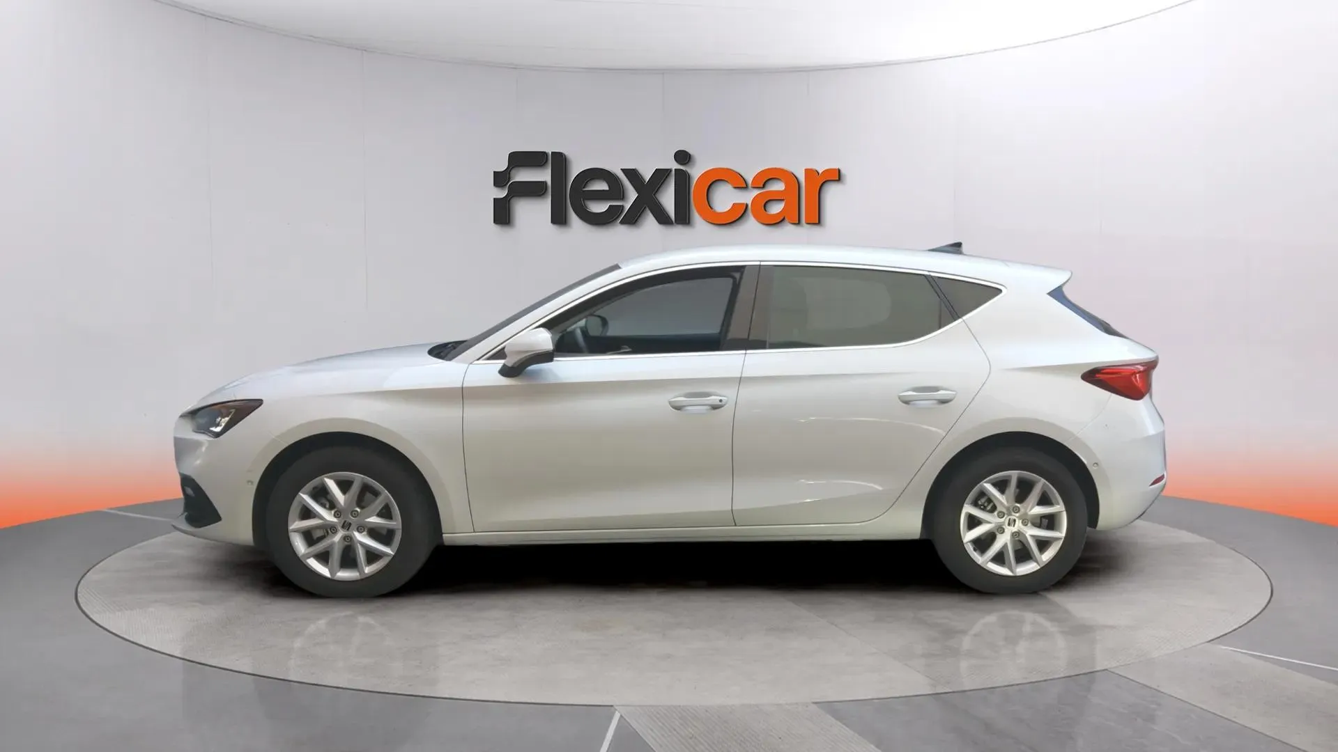 SEAT León SP 1.5 eTSI DSG Style 25 Aniv - foto 5