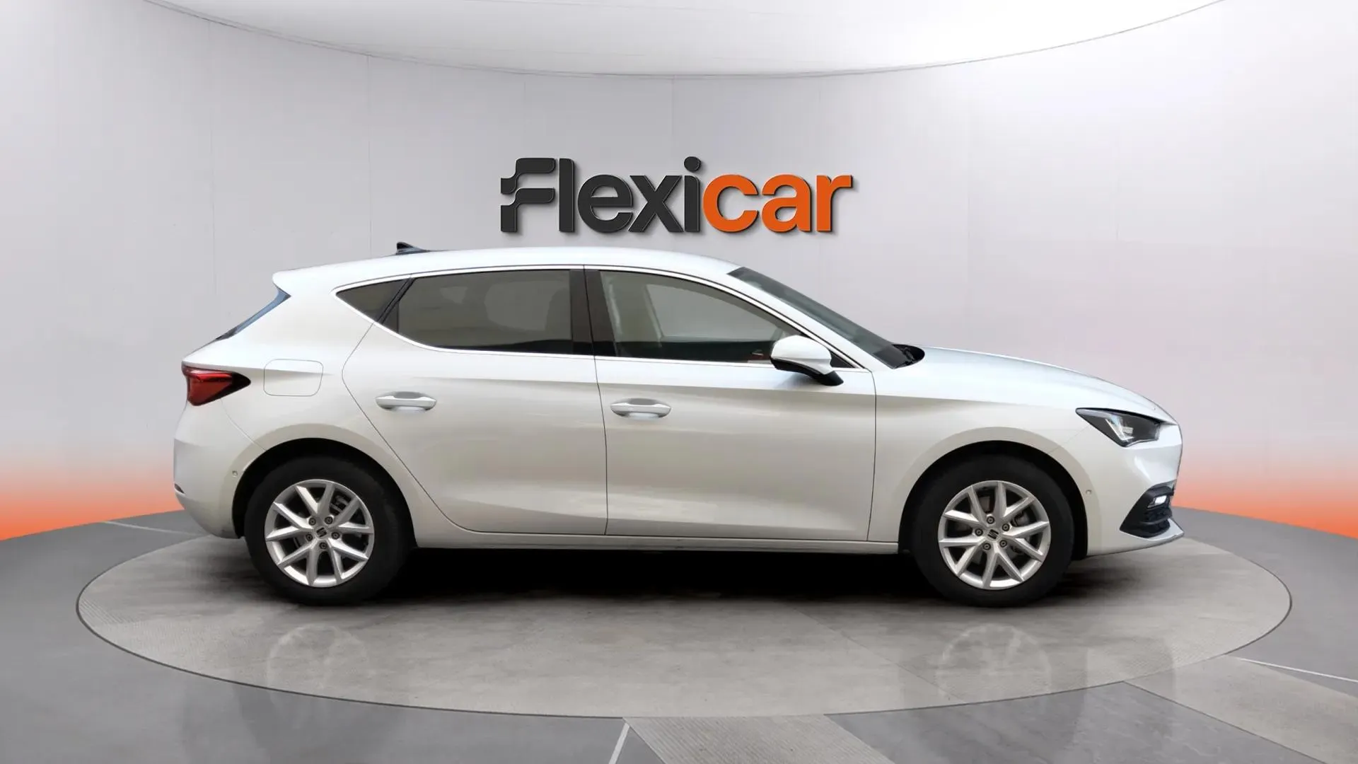 SEAT León SP 1.5 eTSI DSG Style 25 Aniv - foto 3