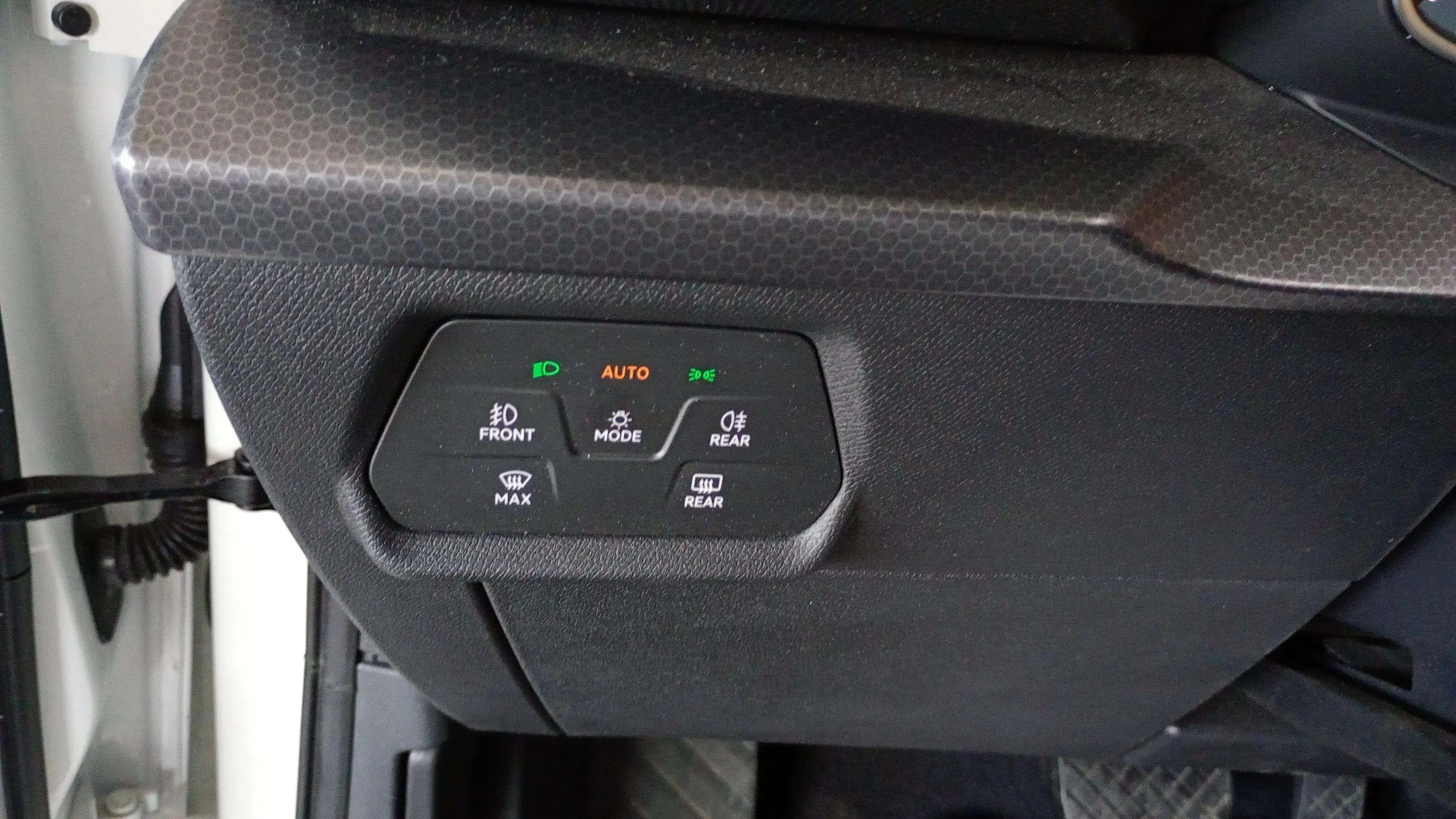 SEAT León SP 1.5 eTSI DSG Style 25 Aniv - foto 18
