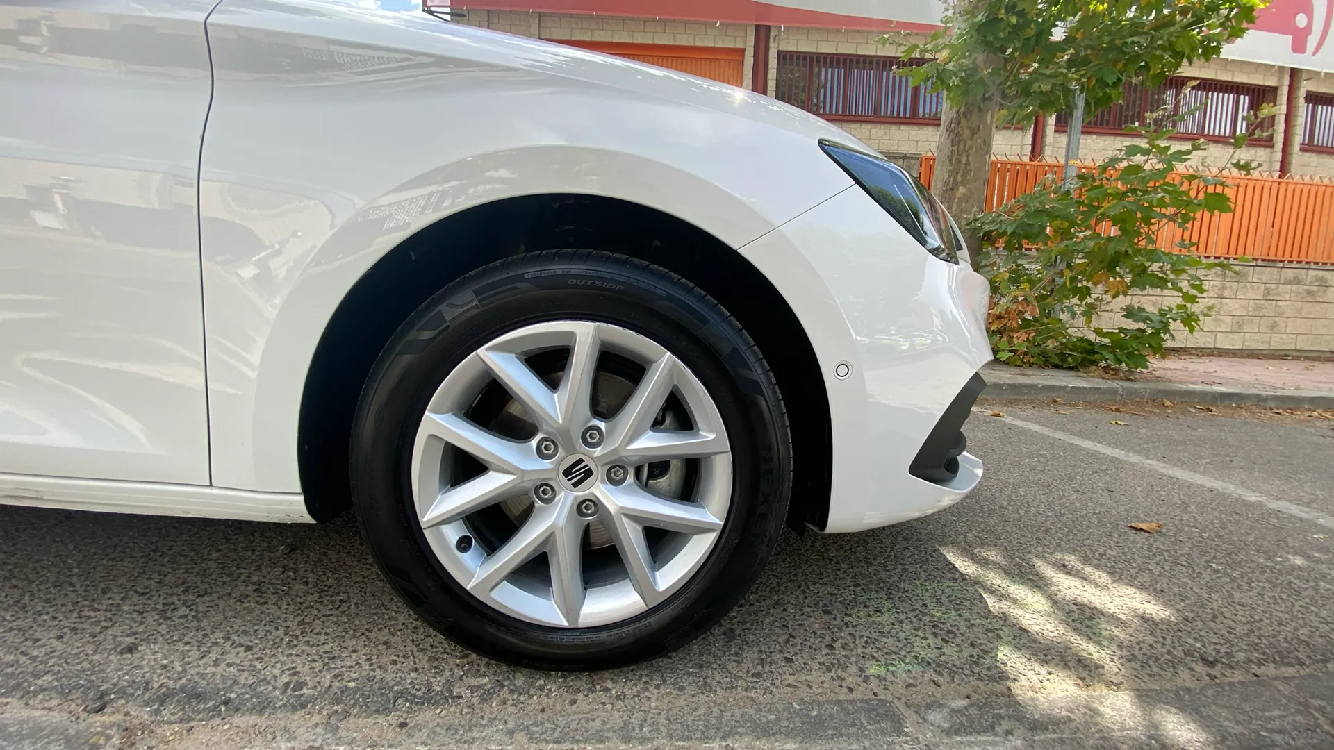 SEAT León 1.5 eTSI DSG-7 Style XL - foto 17