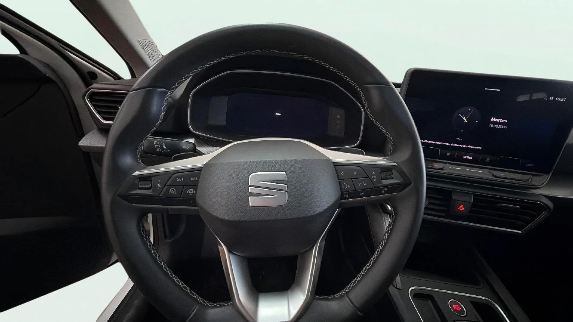 SEAT León 1.5 eTSI DSG Style 25 Aniversario - foto 15
