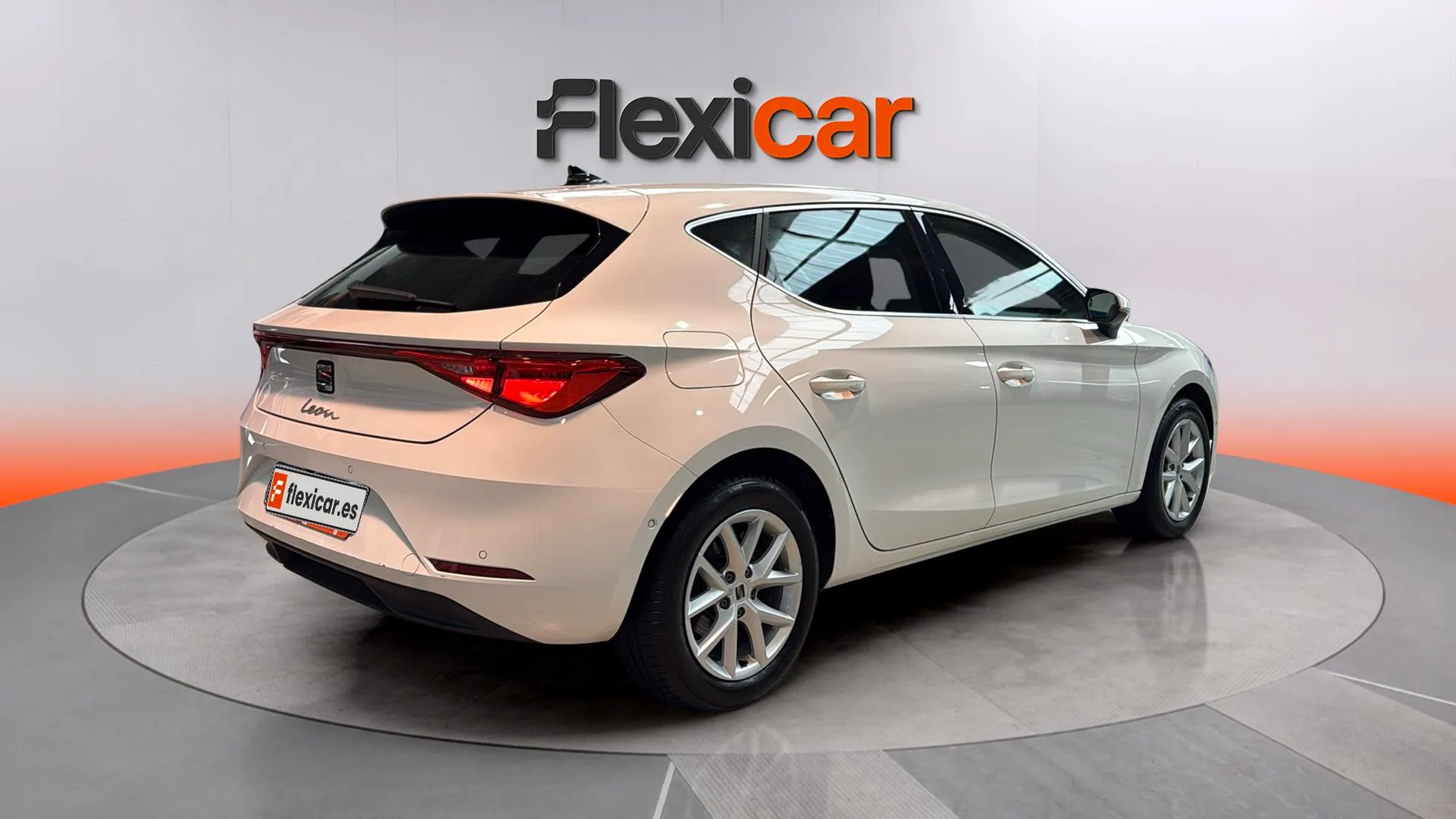 SEAT León SP 1.5 eTSI DSG Style 25 Aniv - foto 7
