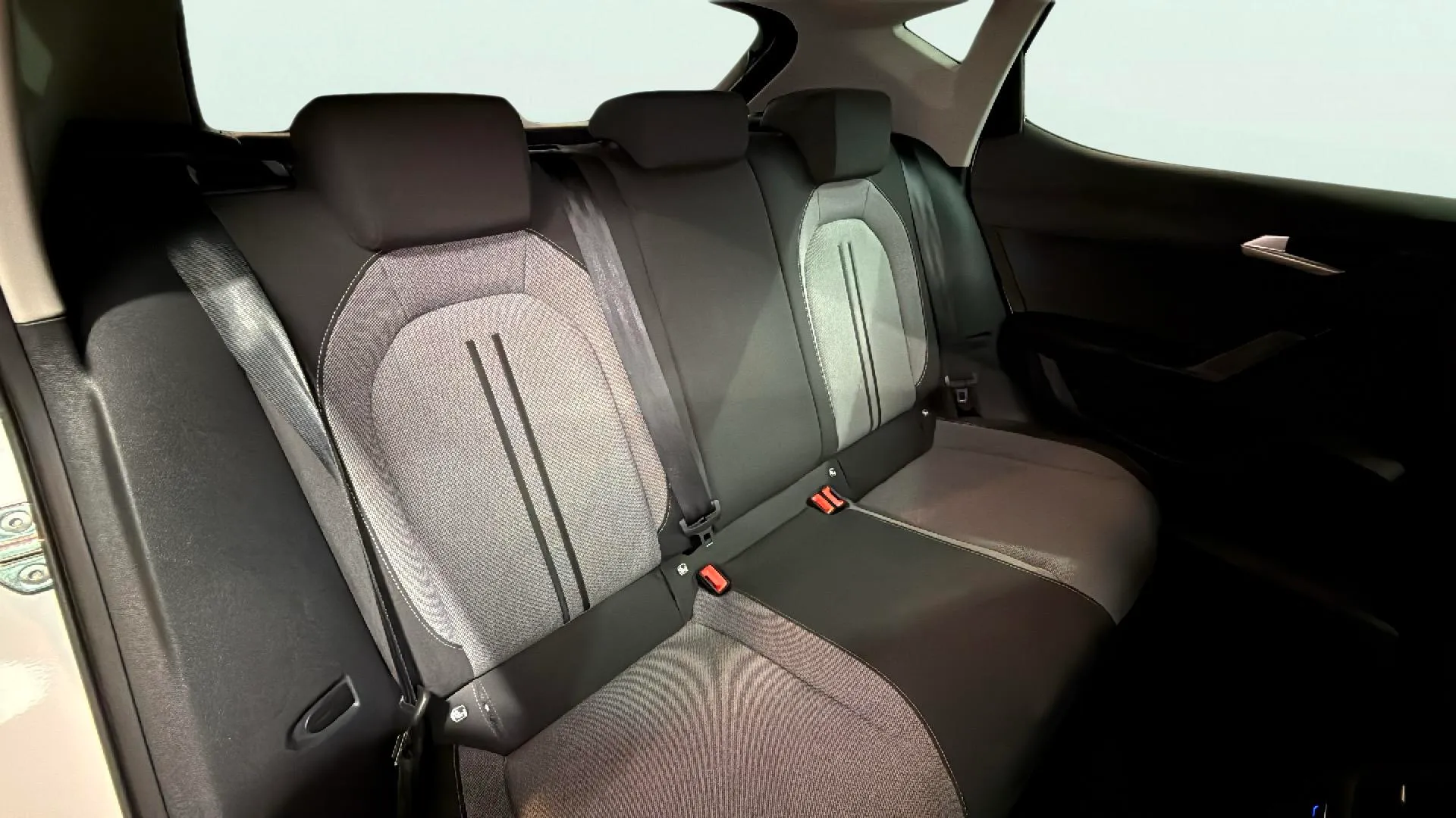 SEAT León SP 1.5 eTSI DSG Style 25 Aniv - foto 12