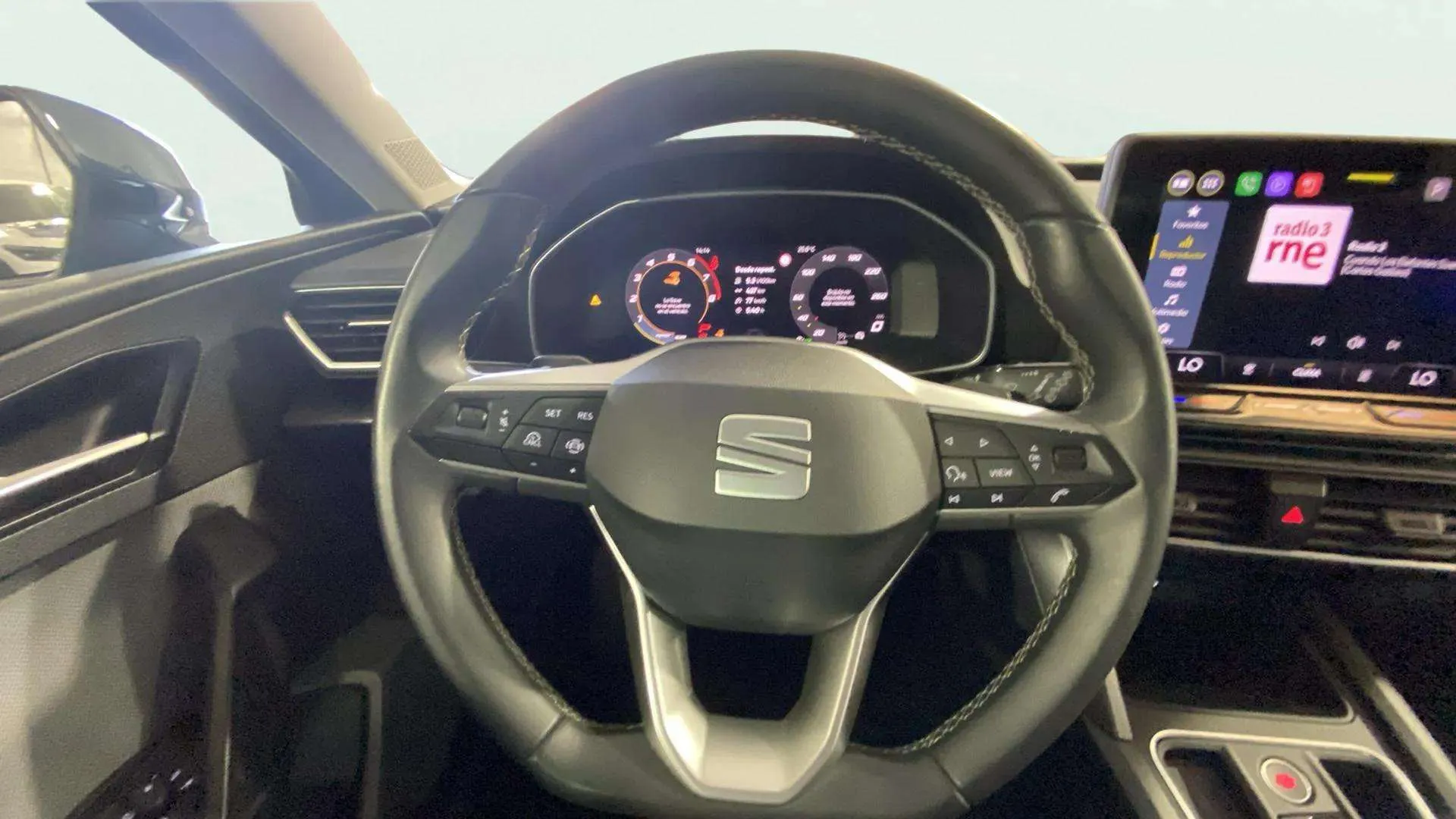 SEAT León 1.5 eTSI DSG Style Spec Ed - foto 8