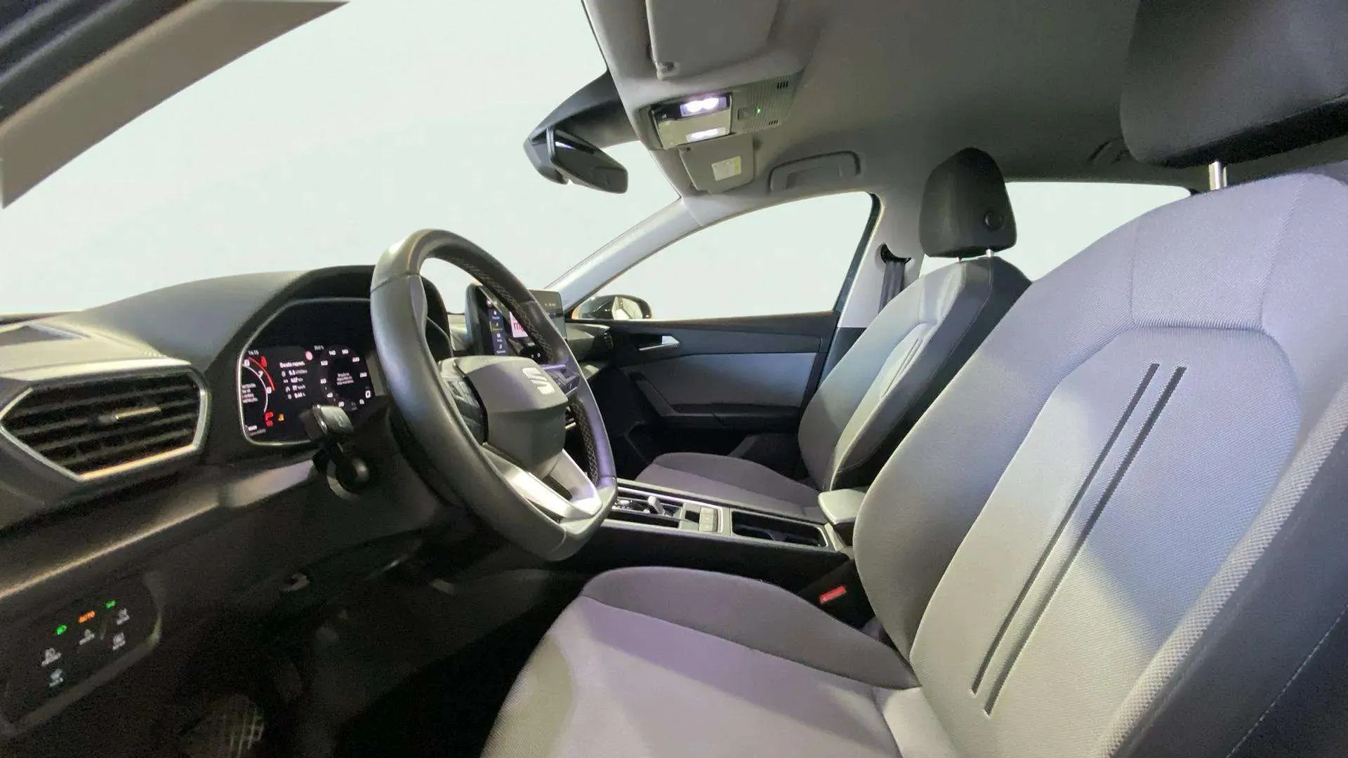 SEAT León 1.5 eTSI DSG Style Spec Ed - foto 12
