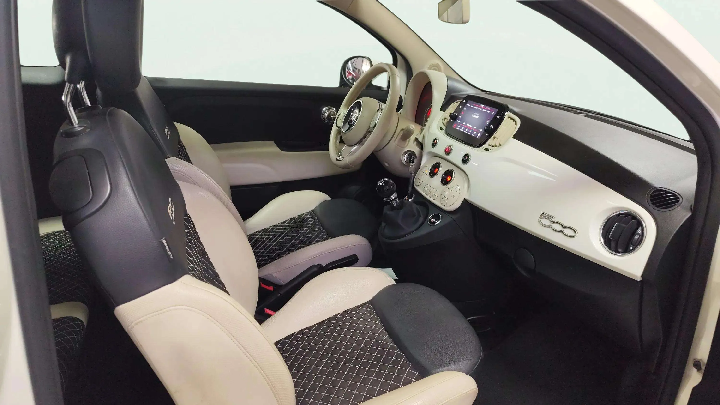 Fiat 500 Dolcevita 1.0 Hybrid - foto 21