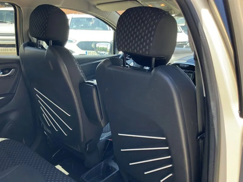 Renault Captur Zen TCe - foto 34