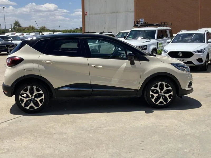 Renault Captur Zen TCe - foto 7