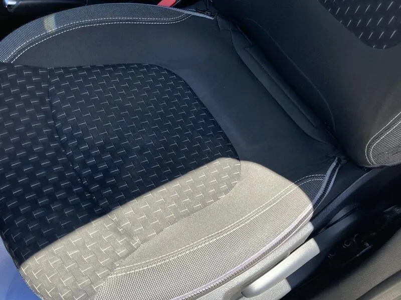 Renault Captur Zen TCe - foto 13