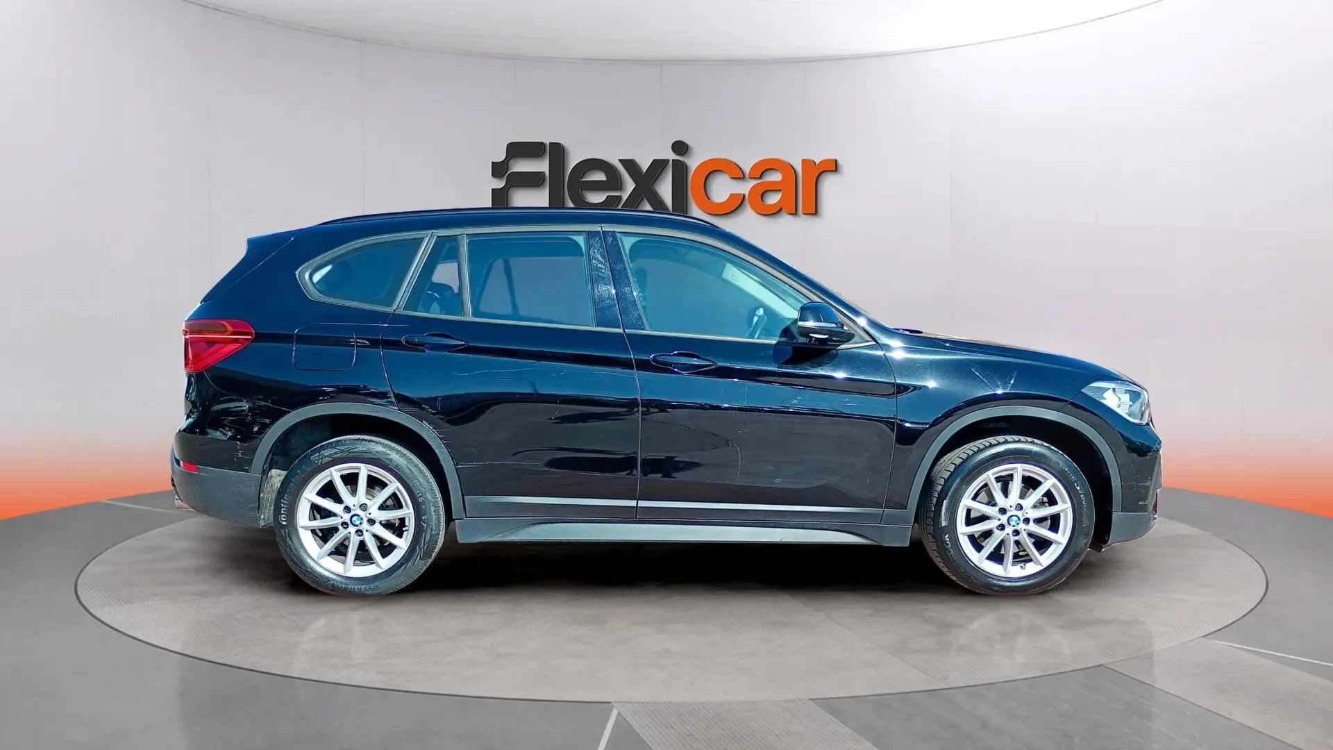 BMW X1 sDrive18d - foto 5