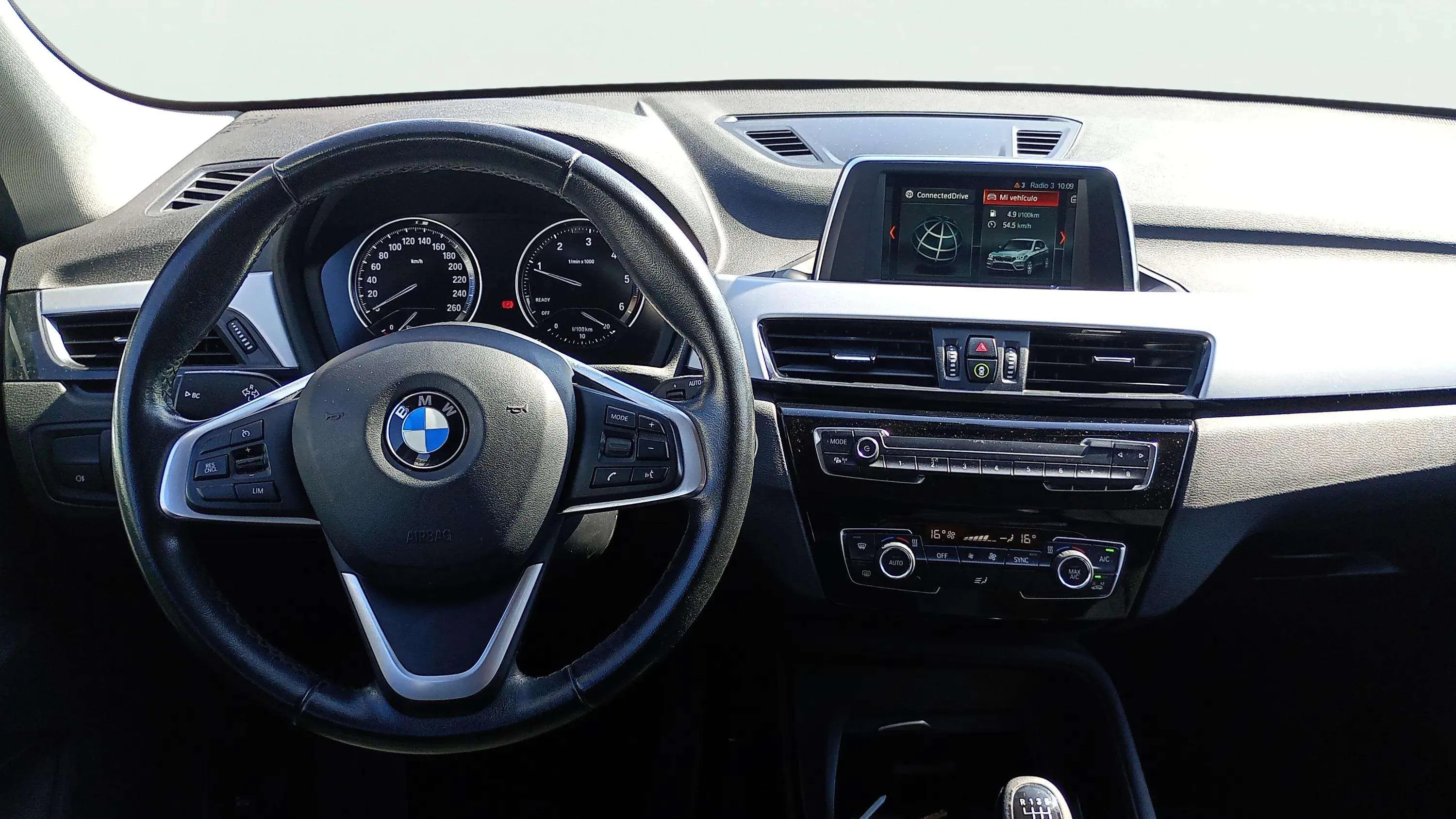 BMW X1 sDrive18d - foto 12