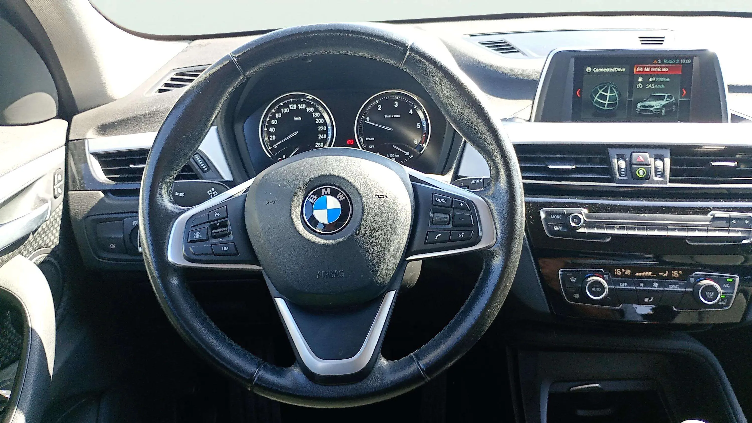BMW X1 sDrive18d - foto 11