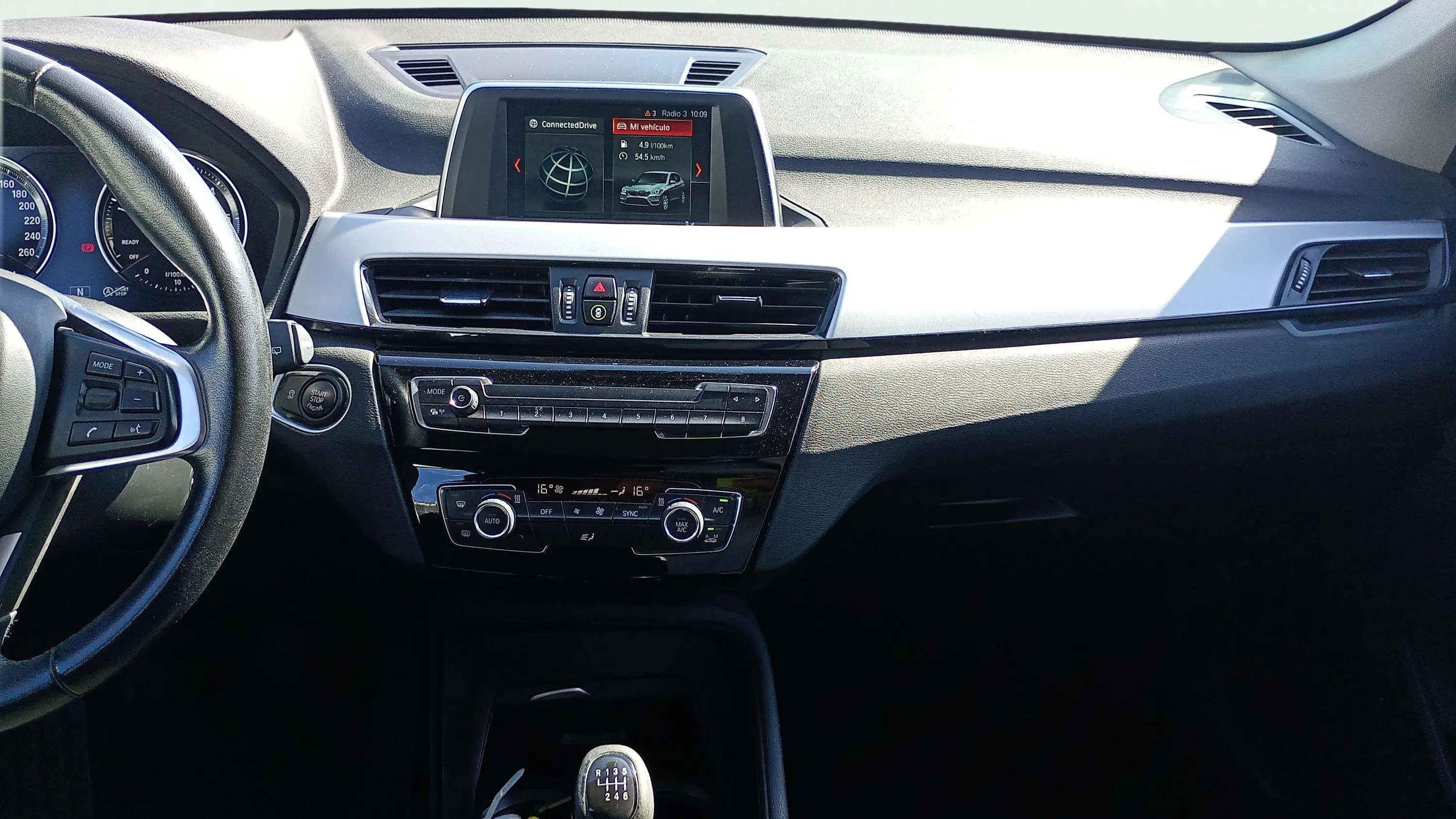 BMW X1 sDrive18d - foto 13