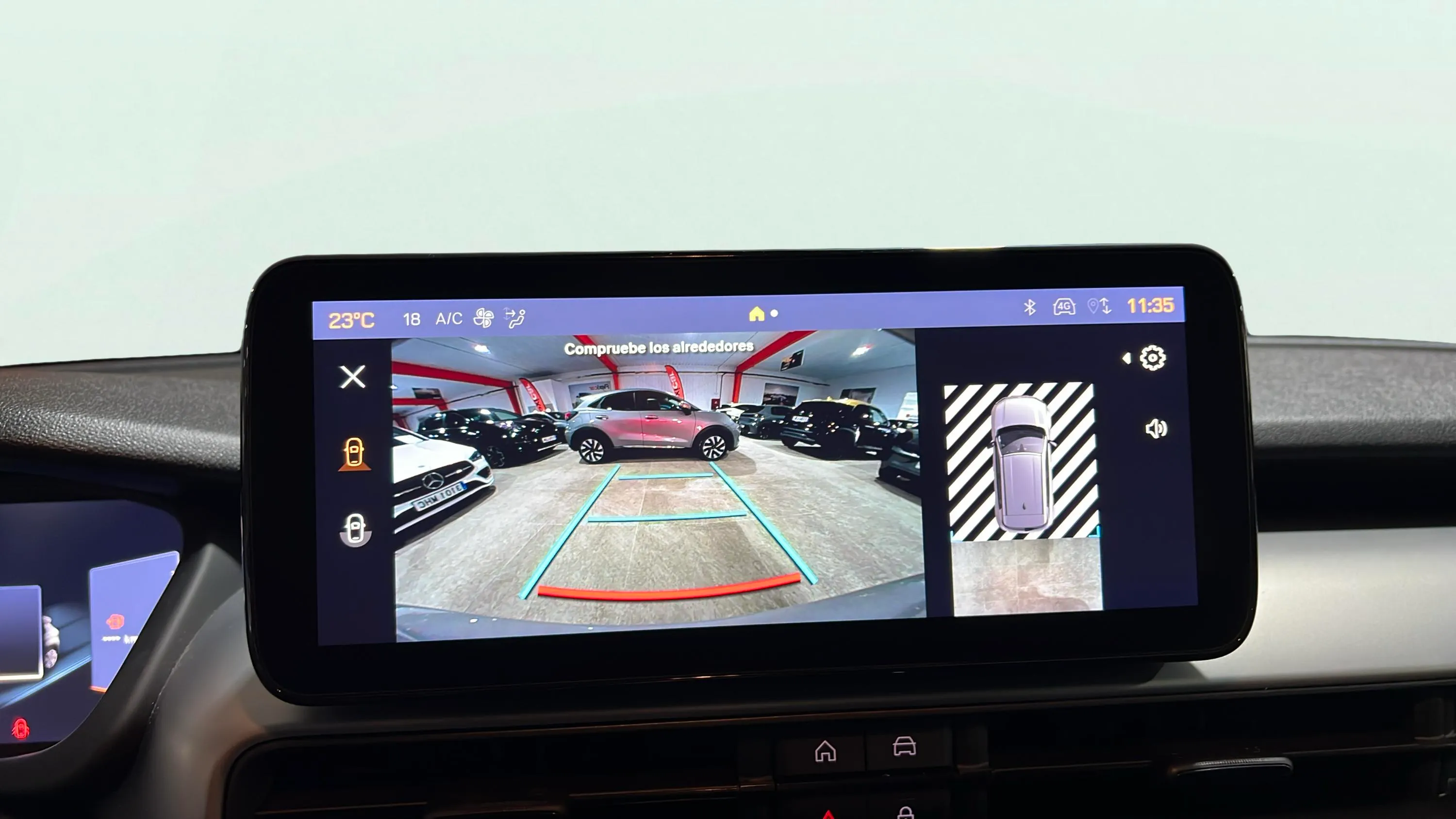 Jeep Avenger 1.2 eHybrid Altitude - foto 15