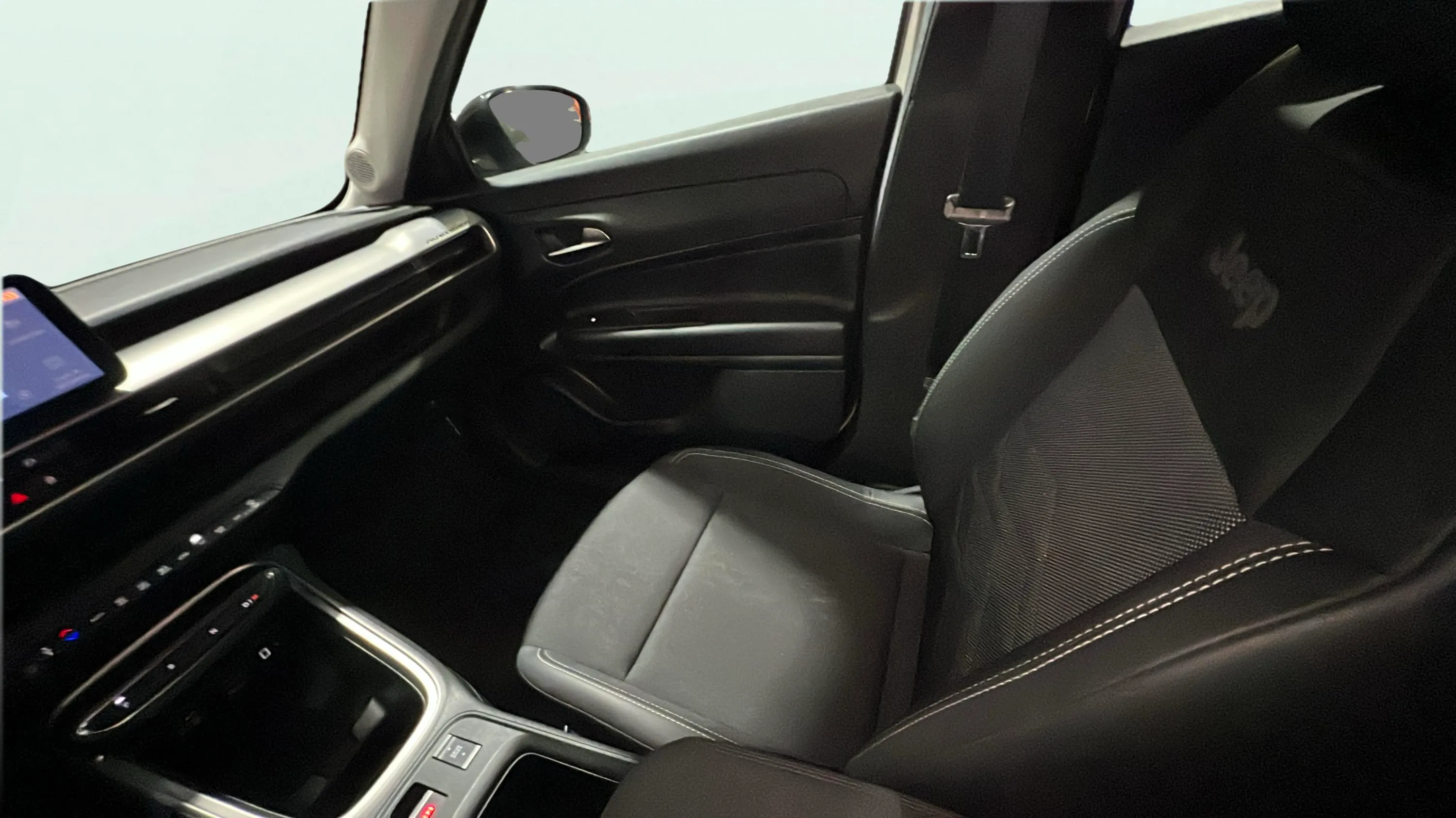 Jeep Avenger 1.2 eHybrid Altitude - foto 11