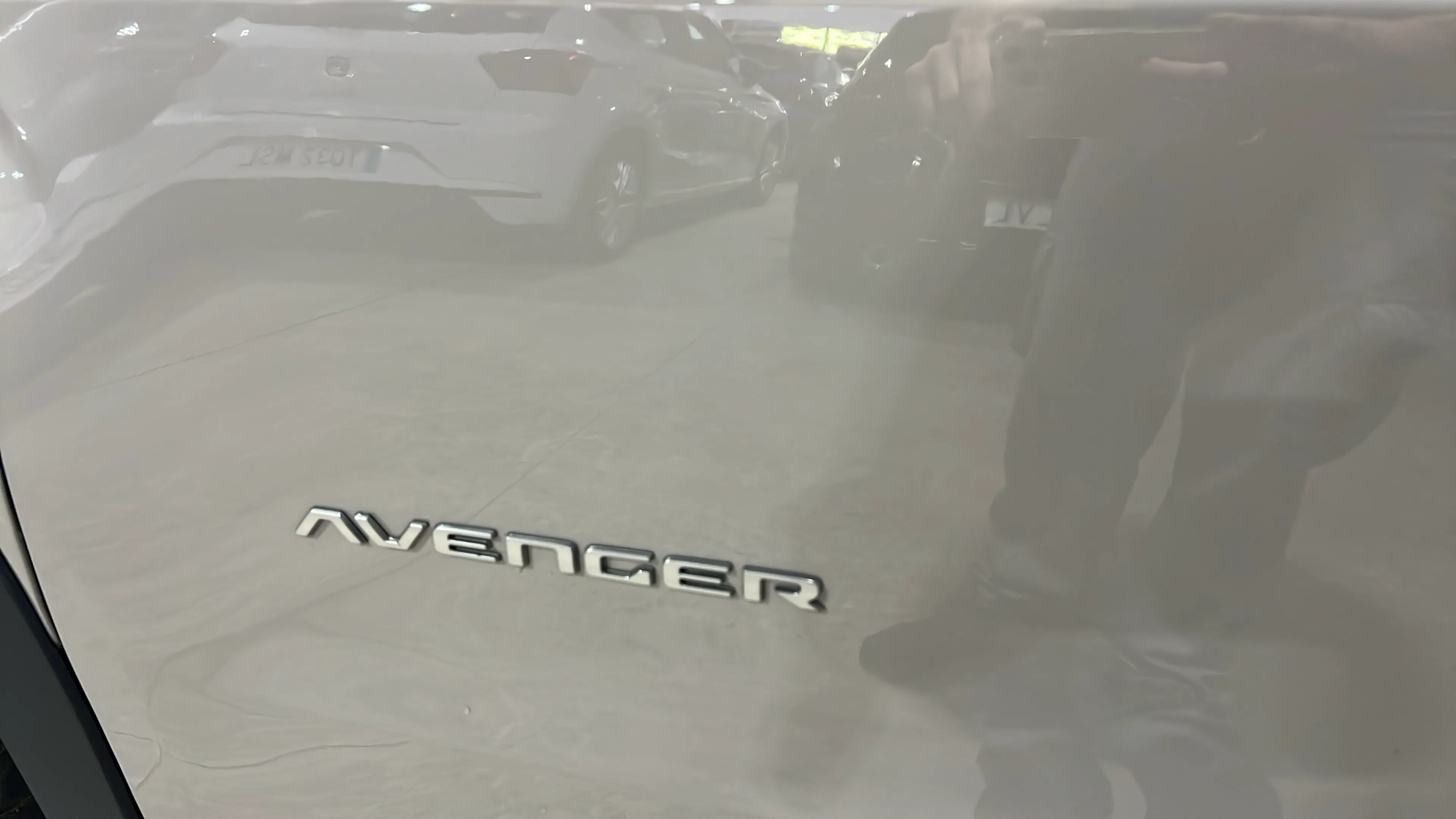 Jeep Avenger 1.2 eHybrid Altitude - foto 19