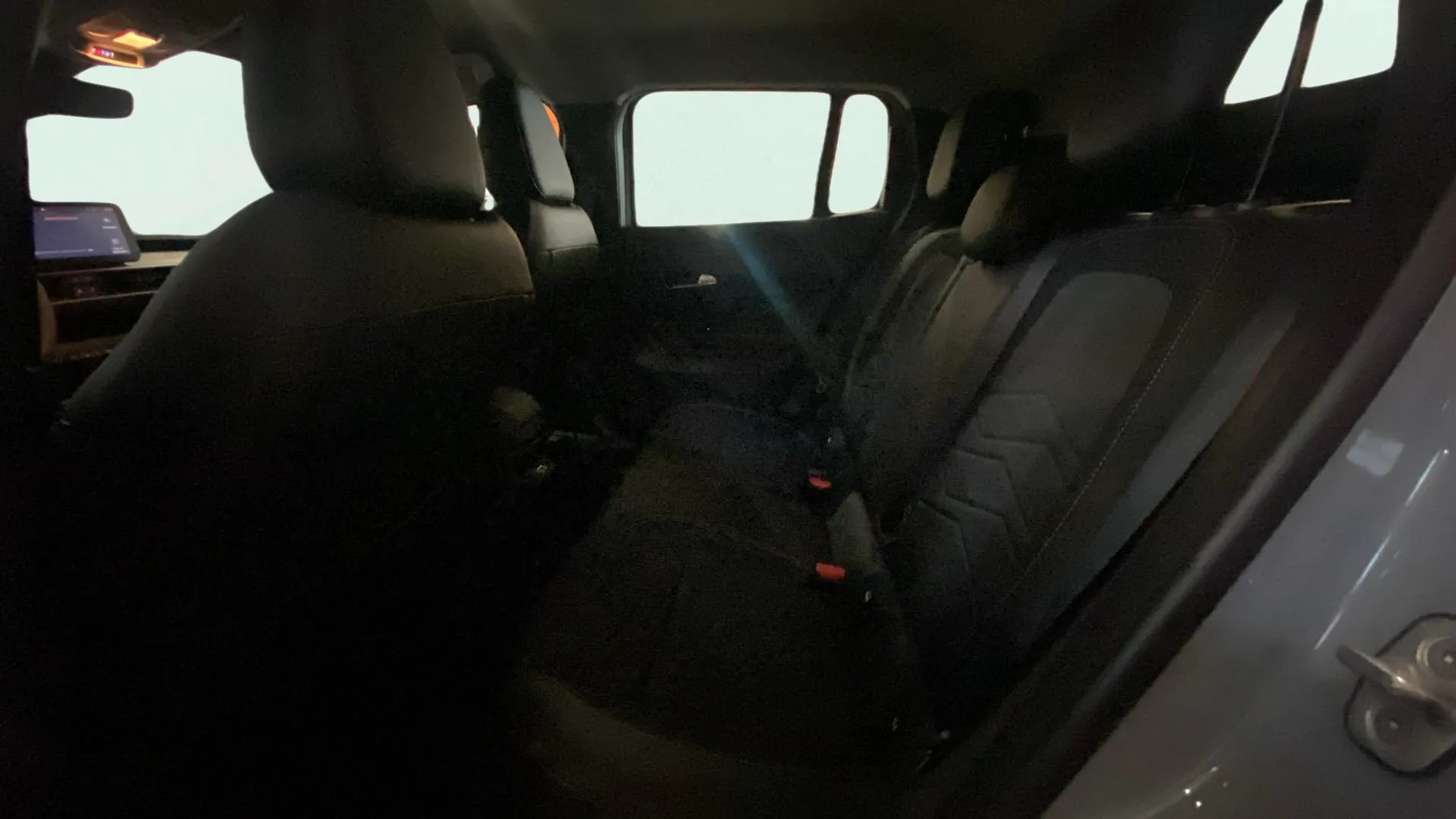 Jeep Avenger 1.2 eHybrid Altitude - foto 16