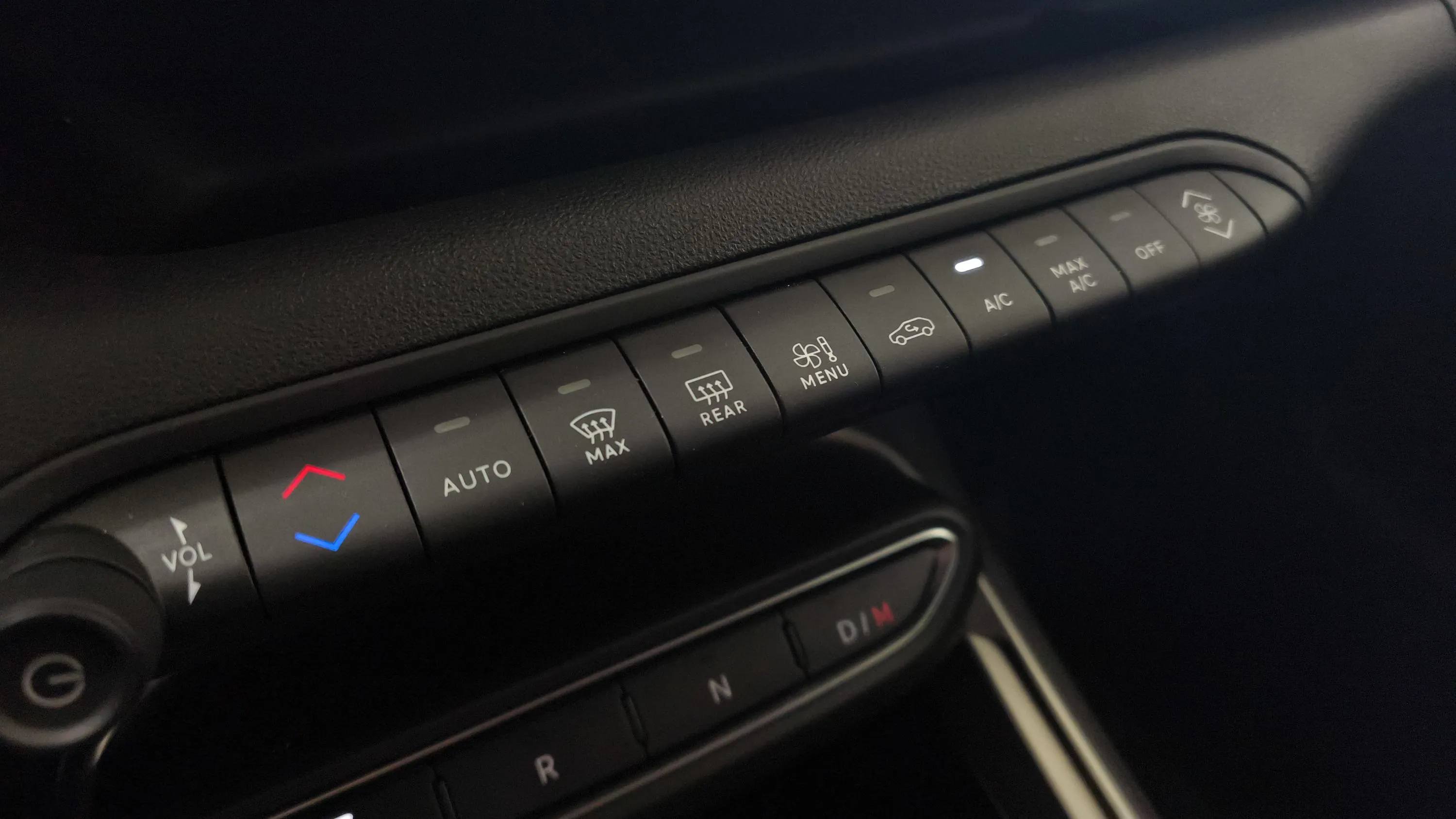 Jeep Avenger 1.2 eHybrid Altitude - foto 15