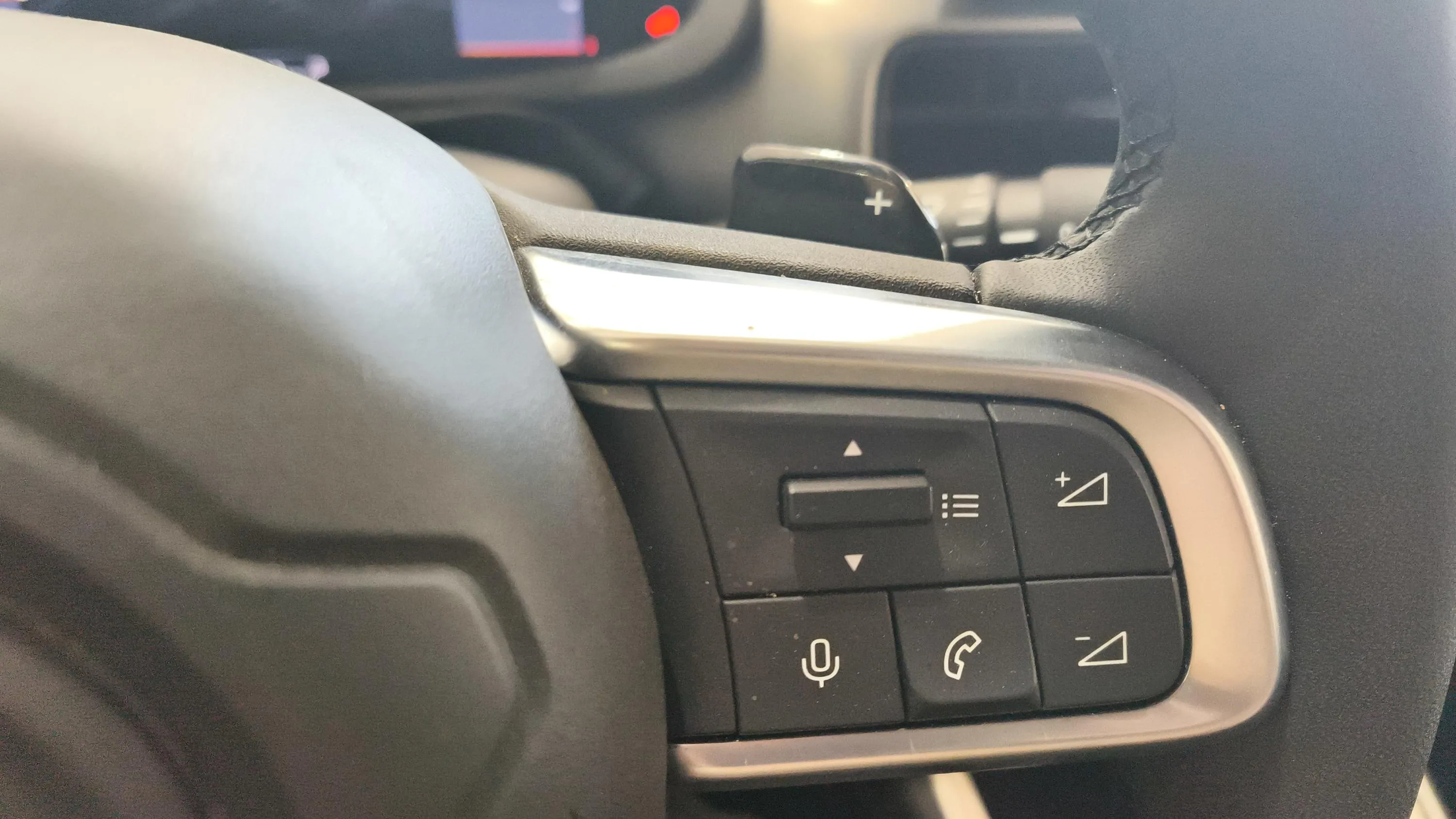 Jeep Avenger 1.2 eHybrid Altitude - foto 16